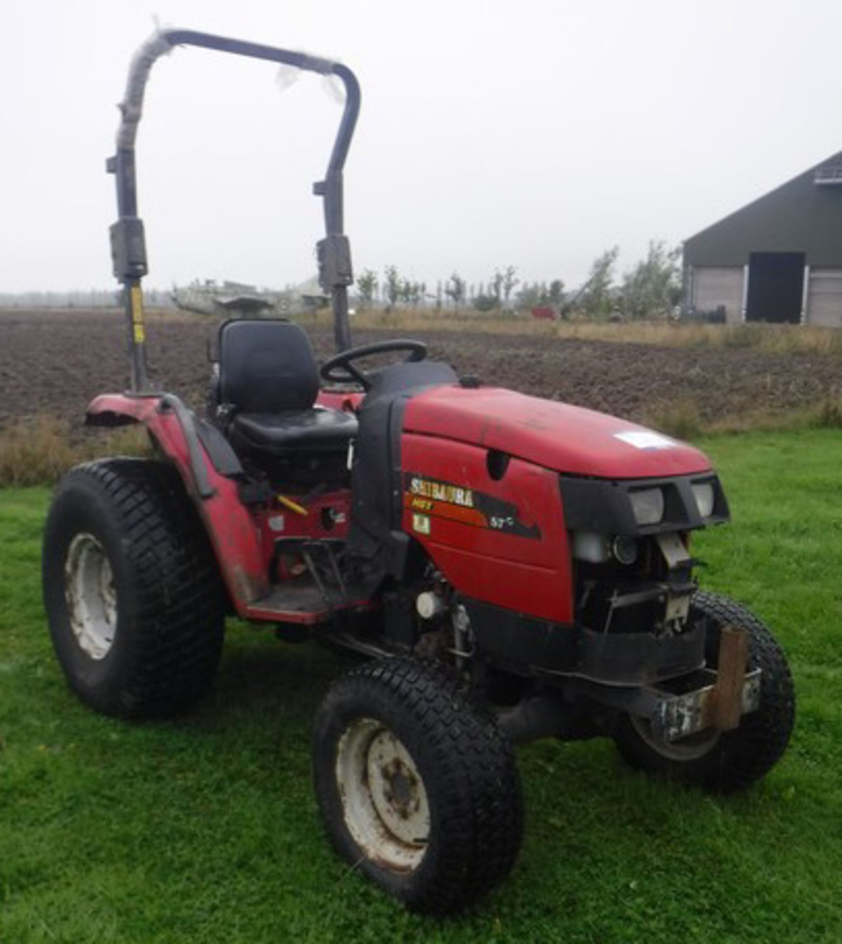 2012 SHIBAURA ST-333 compact tractor. S/N 31334, 2436hrs (not verified) CE Marked - document in offi - Bild 3 aus 9