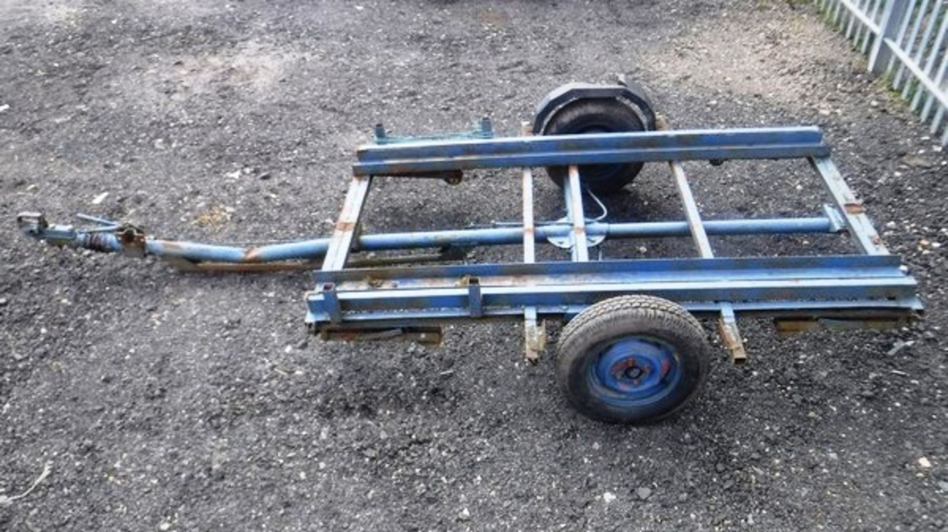 BIKE trailer, single axle. 4ft x 7ft - Image 3 of 4