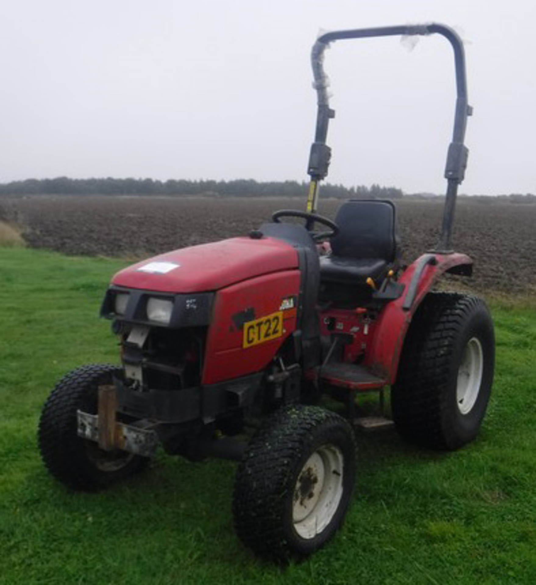 2012 SHIBAURA ST-333 compact tractor. S/N 31334, 2436hrs (not verified) CE Marked - document in offi