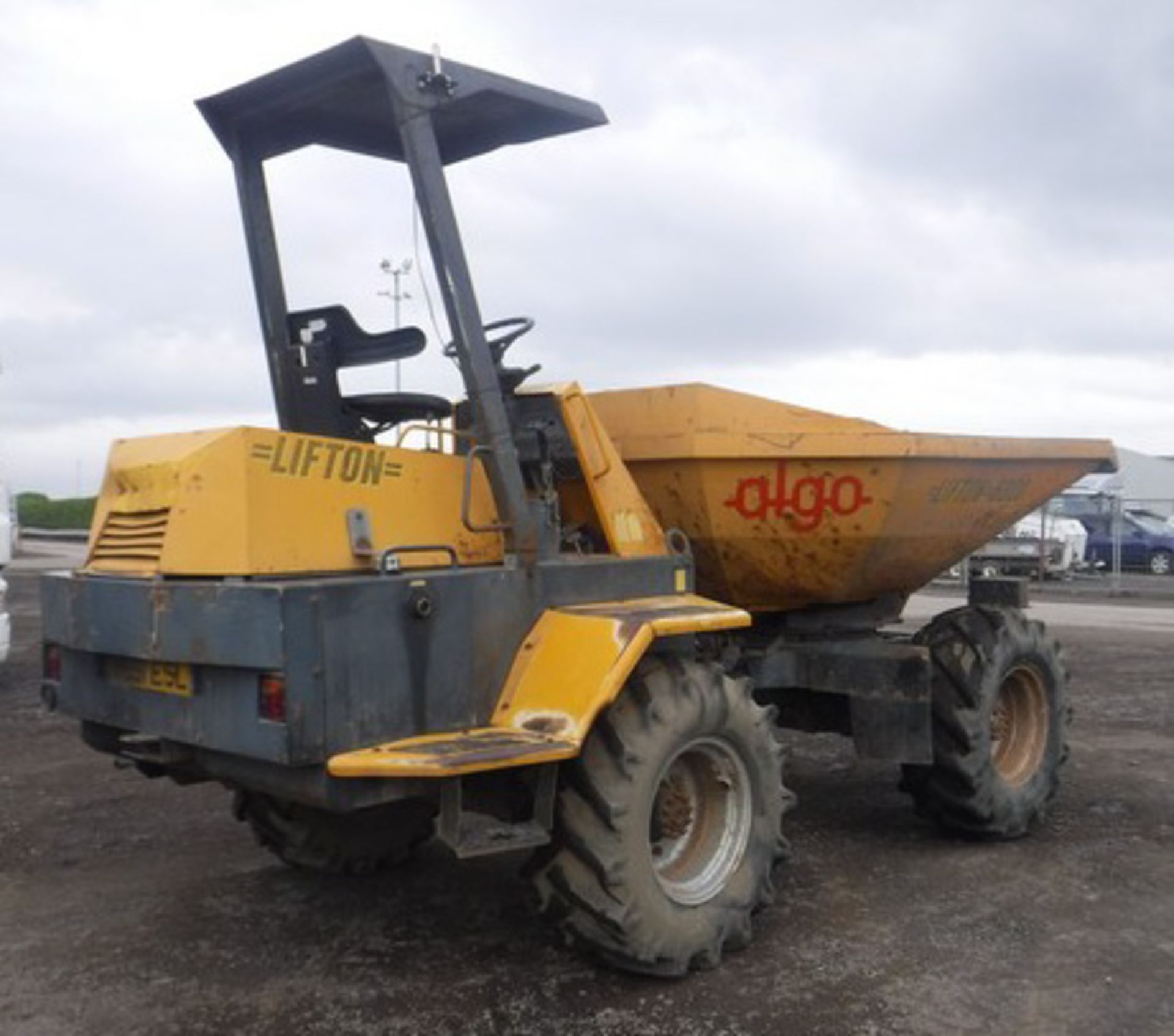 LINTON LS0005 swivel 6t dumper. S/N 1119-900ZD. 3492hrs (not verified) - Image 5 of 15