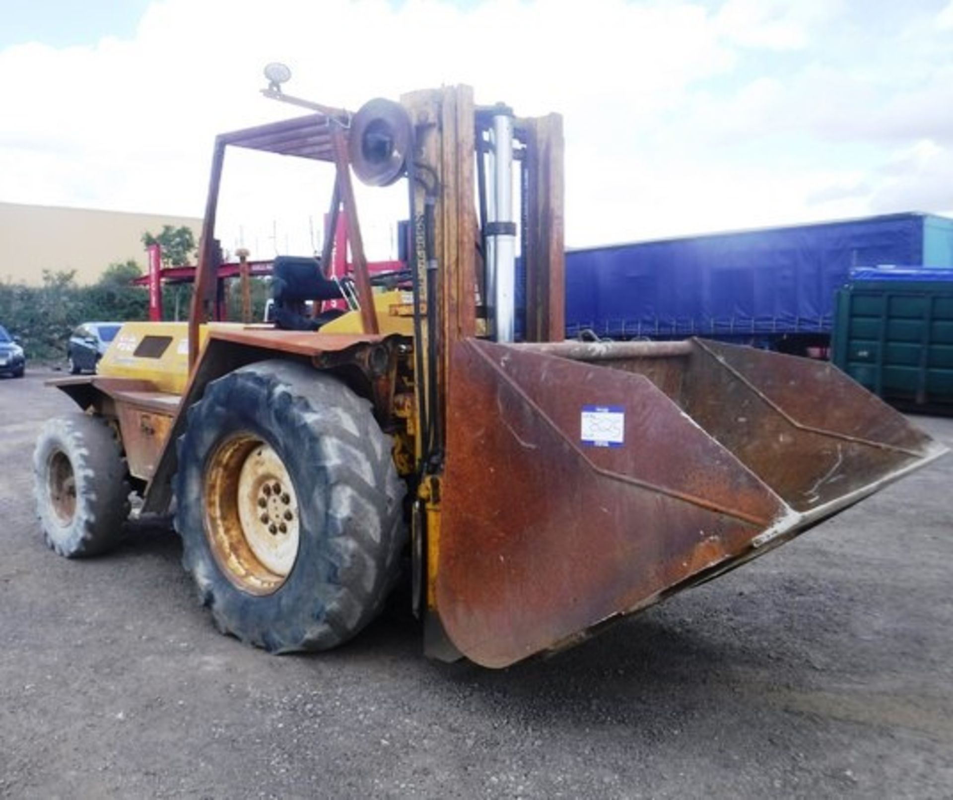 SANDERSON SB554TC forklift with bucket. S/N F041818 - Image 3 of 16