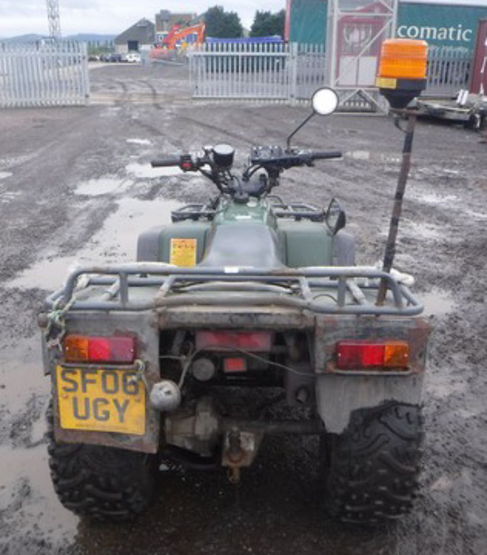 KAWASAKI KLF300 quad. Dual mode differential. Reg - SF06UGY. 8065hrs (not verified) Asset - GS060390 - Bild 7 aus 10