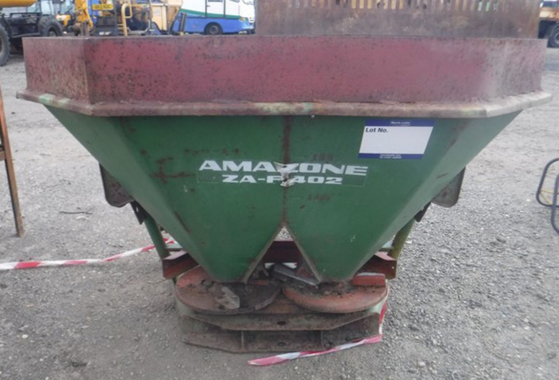 AMAZONE ZA-F402 seeder