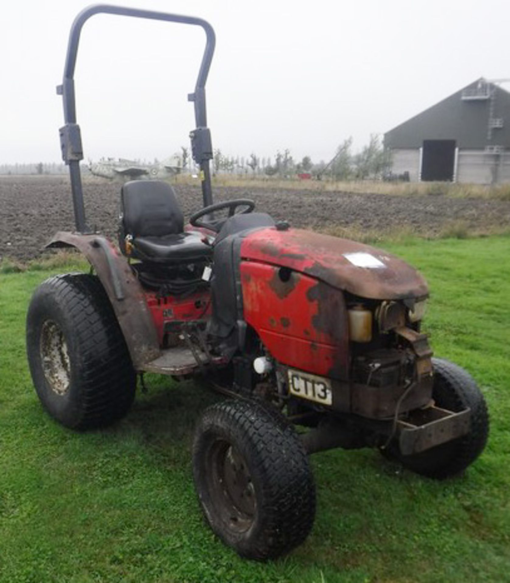 2011 SHIBAURA ST-333 compact tractor. S/N 21108, 2317hrs (not verified) - Image 3 of 12