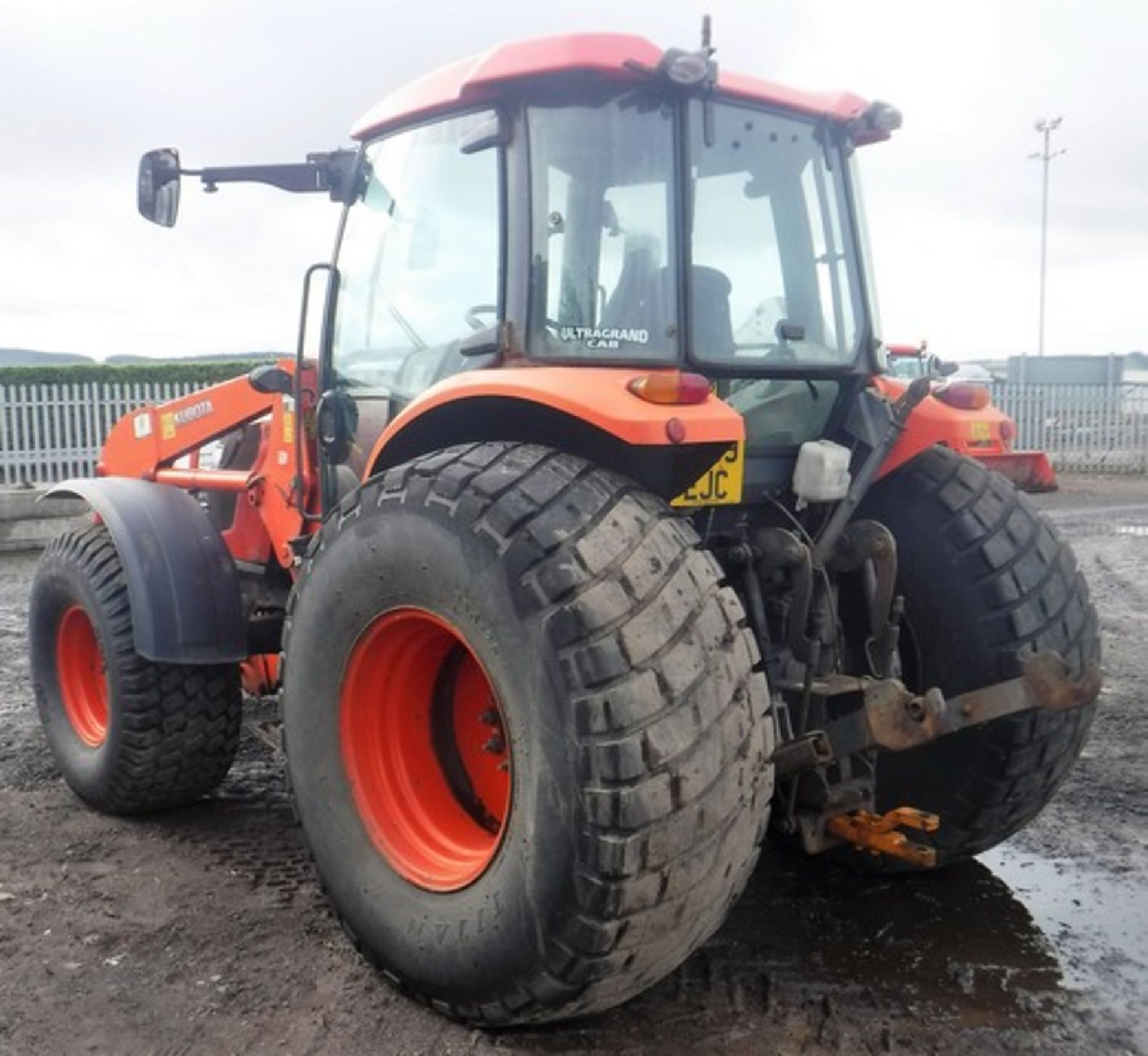 2009 KUBOTA M8540. Reg - SN09EJC. S/N - M854080134. 6838hrs (verified). C/W 2008 Kubota front loader - Bild 17 aus 19