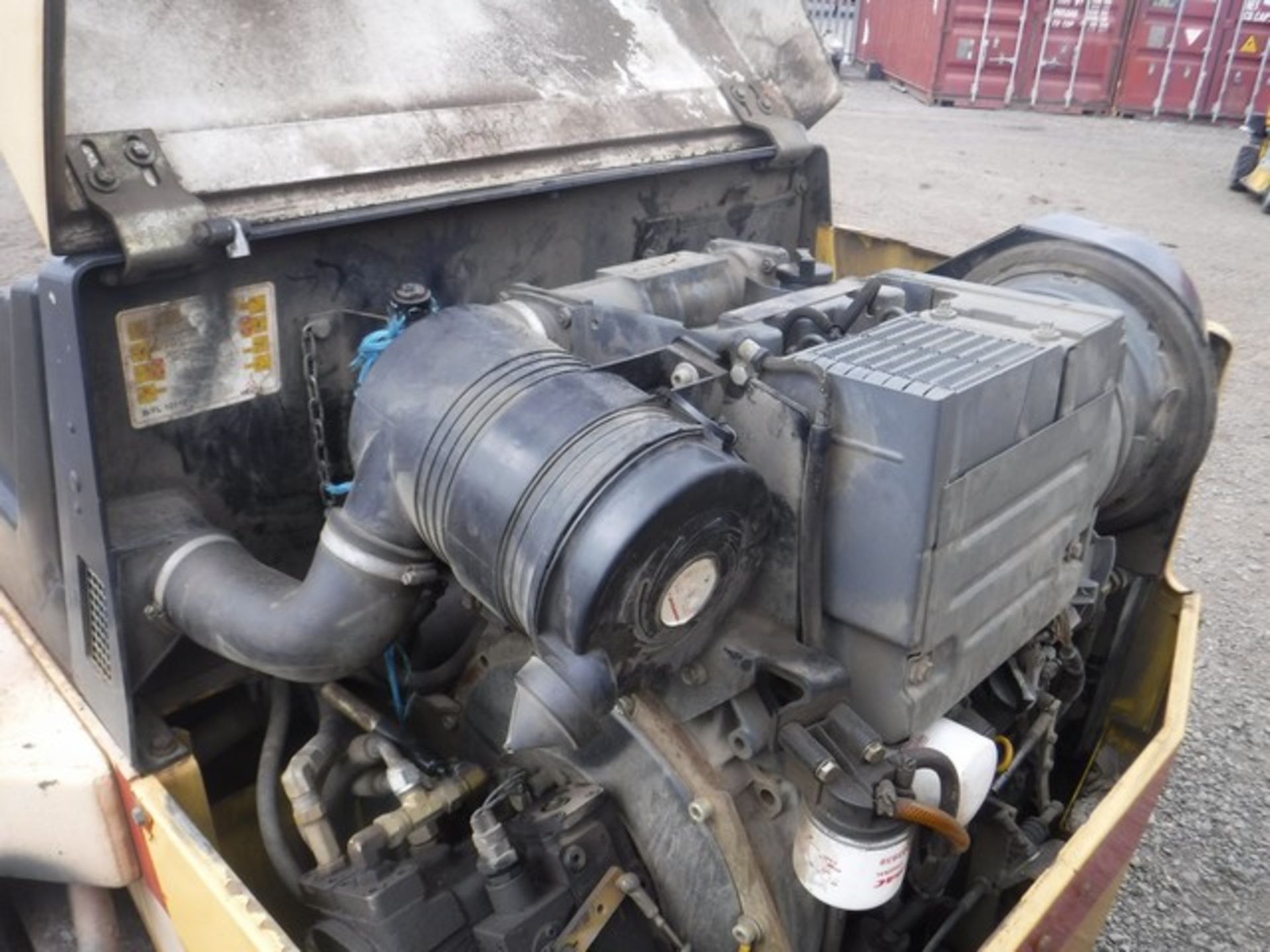 2002 DYNOPAC double drum roller. Service history. Reg No SL02 HSA. 2000hrs (not verified) - Image 14 of 14