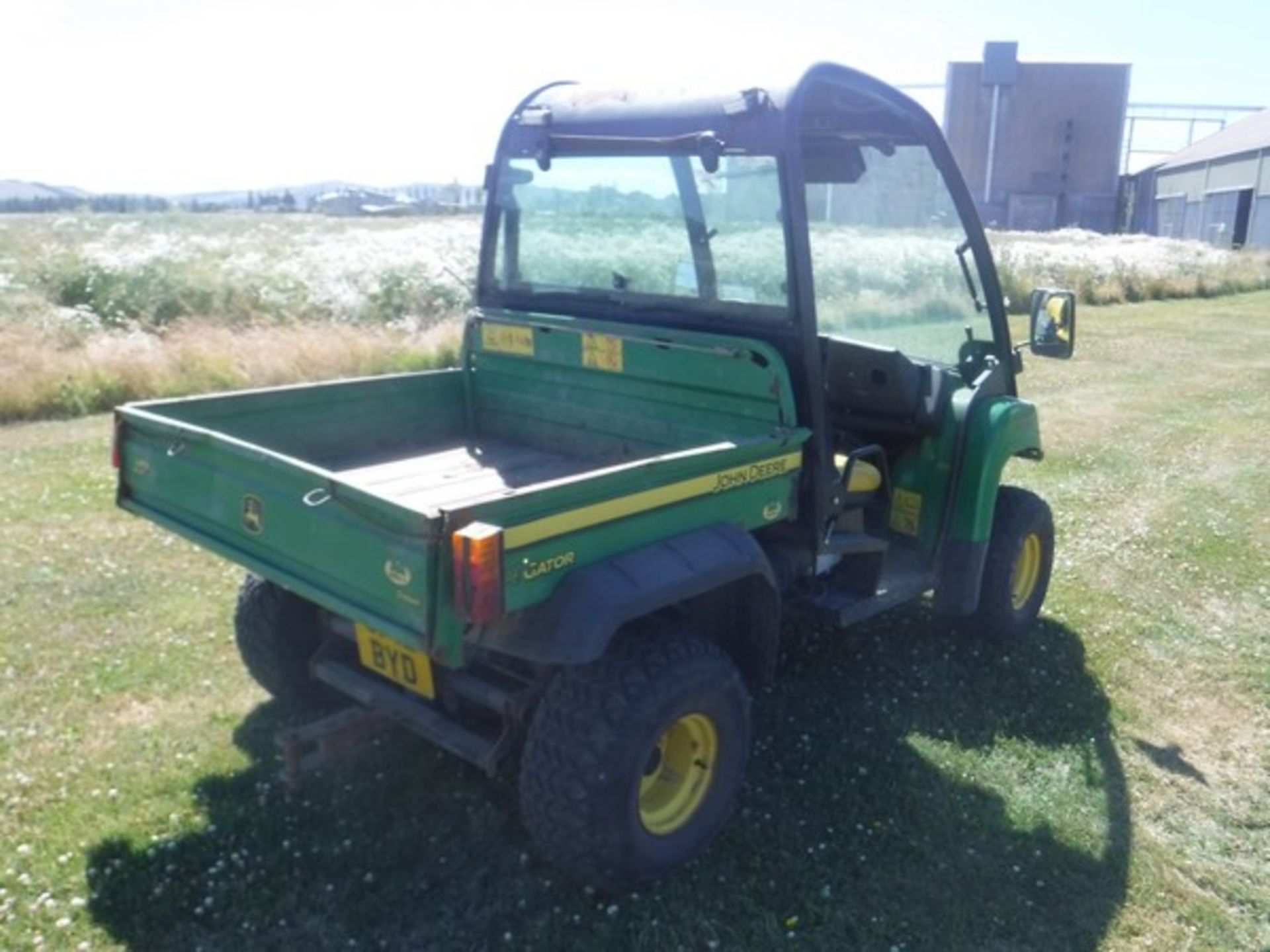 2012 JOHN DEERE 4 x 4 diesel gator Reg No SP12 BYD 1626hrs (not verified). - Bild 11 aus 15