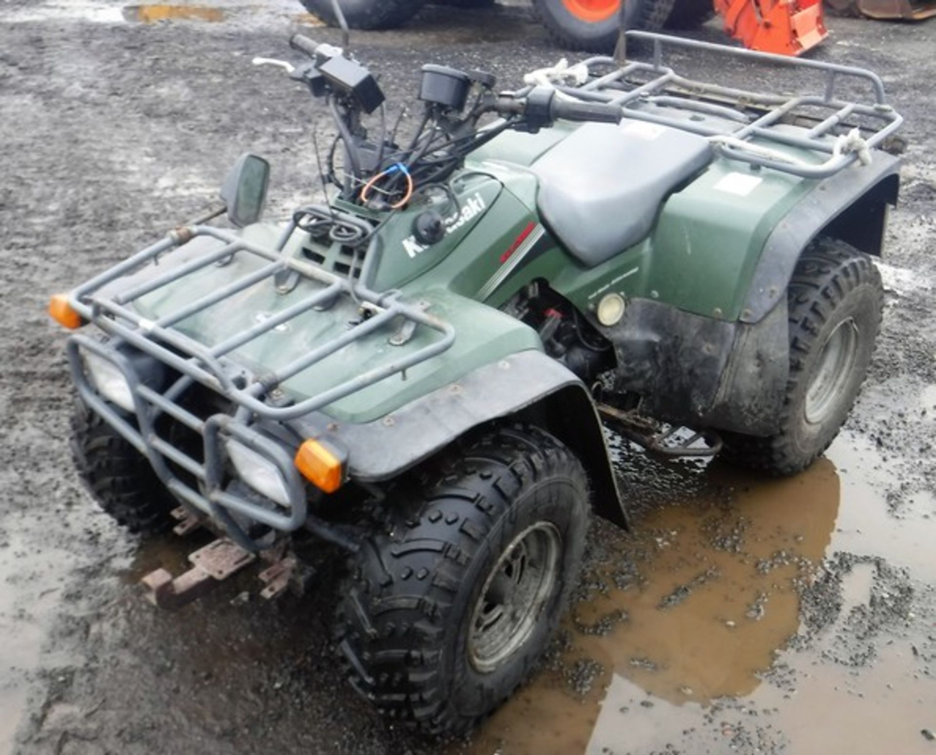 KAWASAKI KLF300 quad. Dual mode differential. Reg - SF06UGY. 8065hrs (not verified) Asset - GS060390