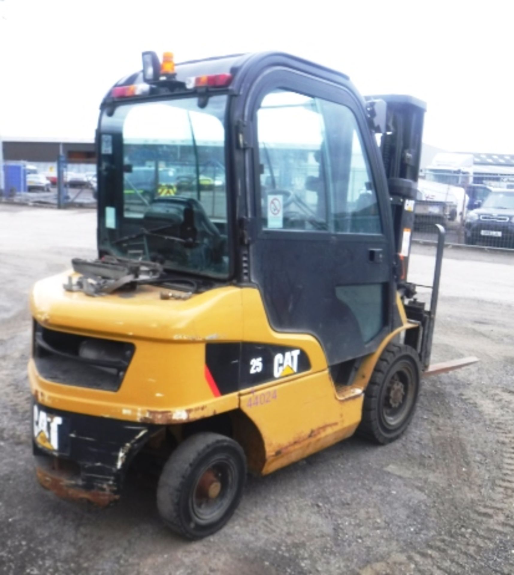 2008 CATERPIILLAR GP25N 2.5t masted forklift. Fleet Ref 44024. CE Marked S/N ET17DL51767. - Bild 9 aus 13