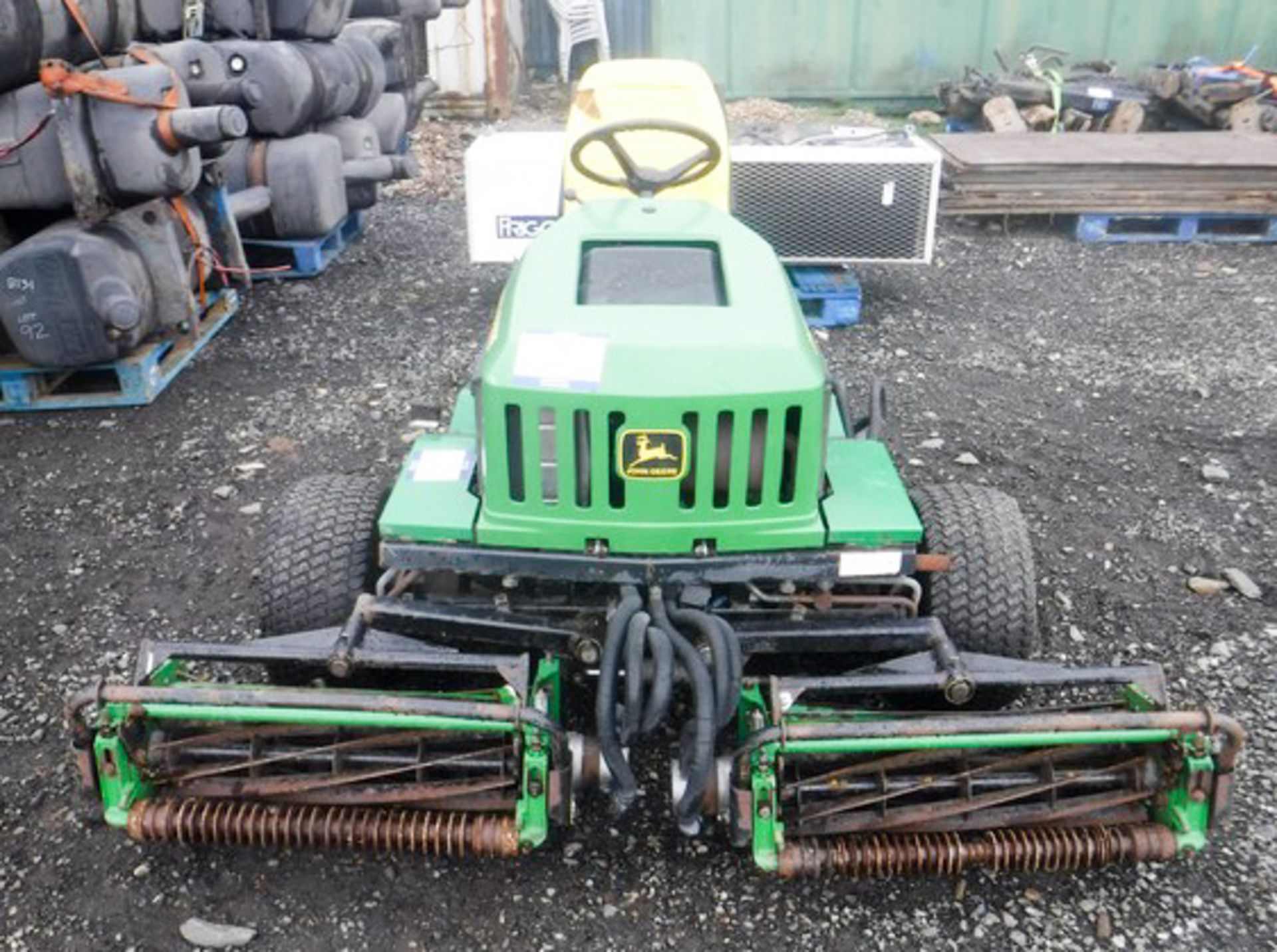 JOHN DEERE 2653B mower.3000 hrs (not verified) Keys & operators manual in office