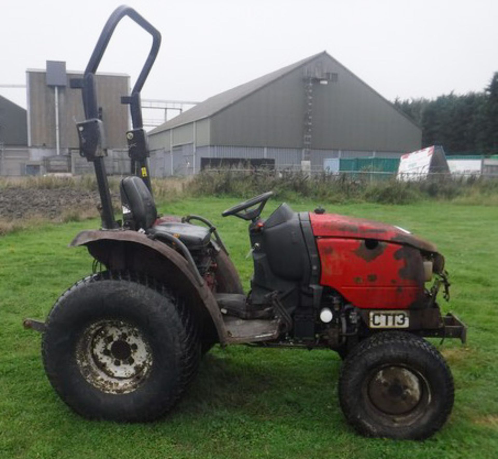 2011 SHIBAURA ST-333 compact tractor. S/N 21108, 2317hrs (not verified) - Bild 4 aus 12