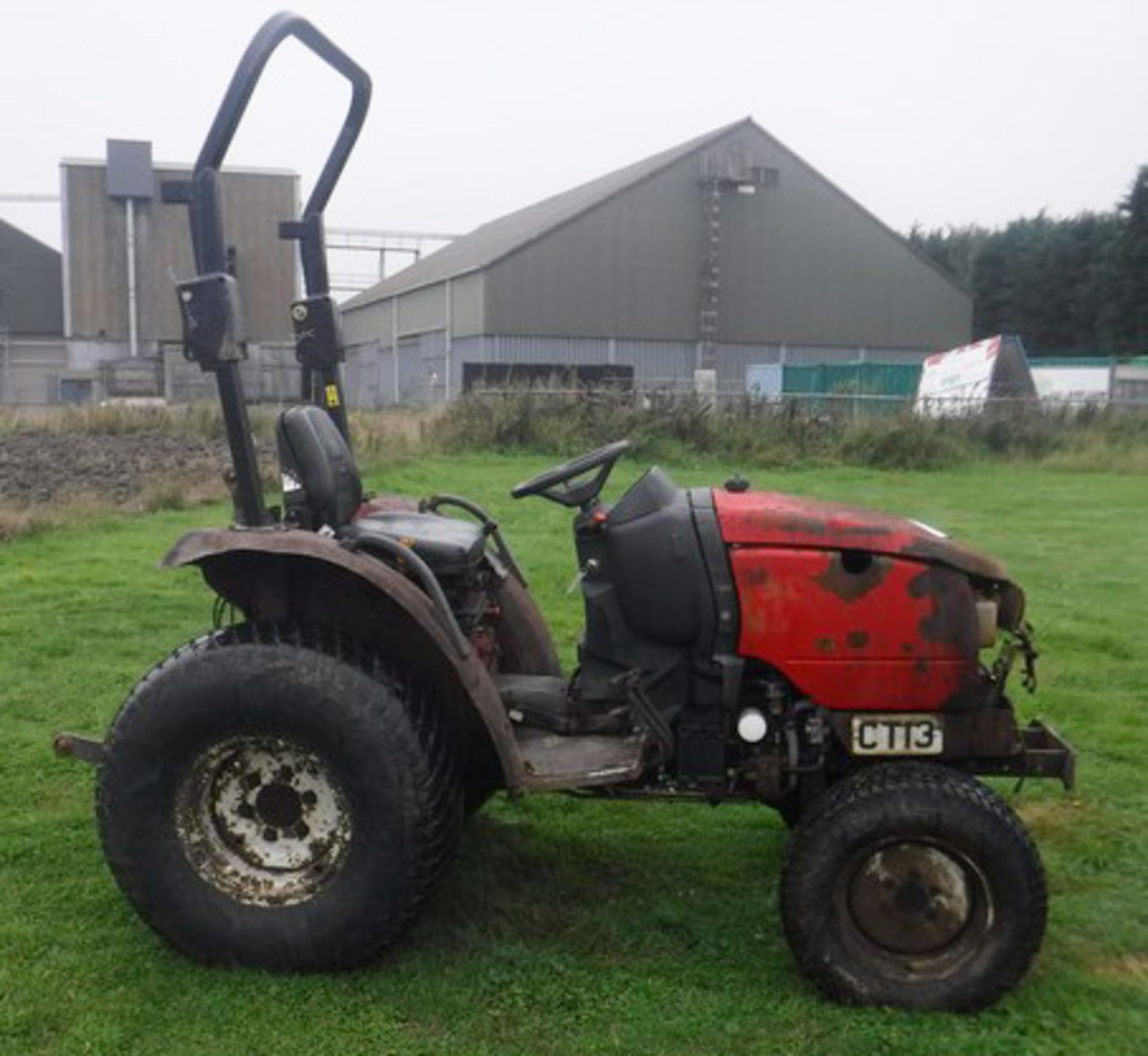 2011 SHIBAURA ST-333 compact tractor. S/N 21108, 2317hrs (not verified) - Image 4 of 12