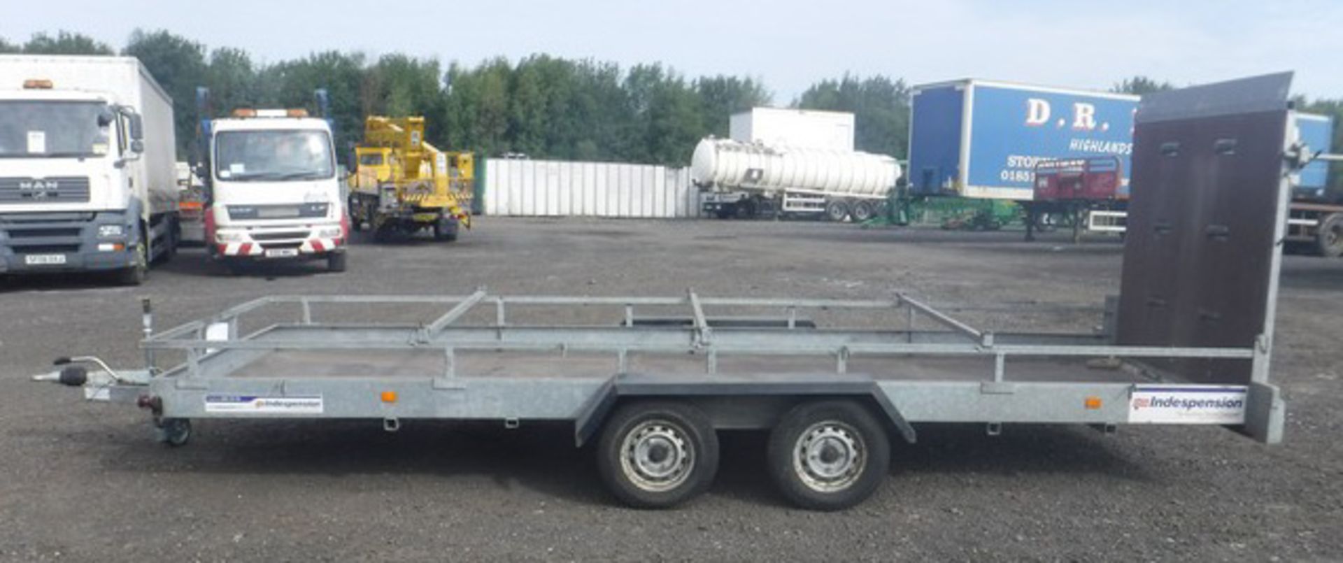 2003 INDESPENSION 18' X 6' twin axle trailer c/w 5' ramp. Max gross weight 2000kgs. VIN 076764. Asse - Image 9 of 10