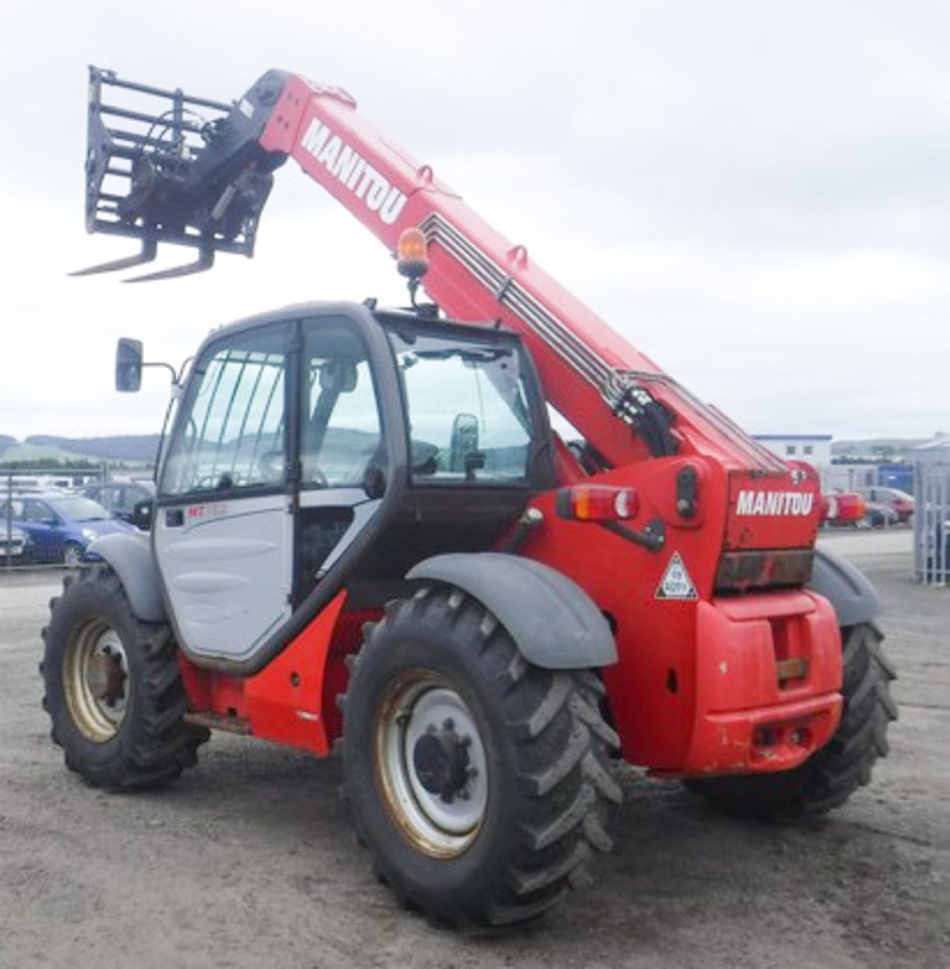 2011 MANITOU Model - MT732. Series E-E3. S/N 903104. 7mtrs. 2491hrs (not verified) - Image 13 of 15