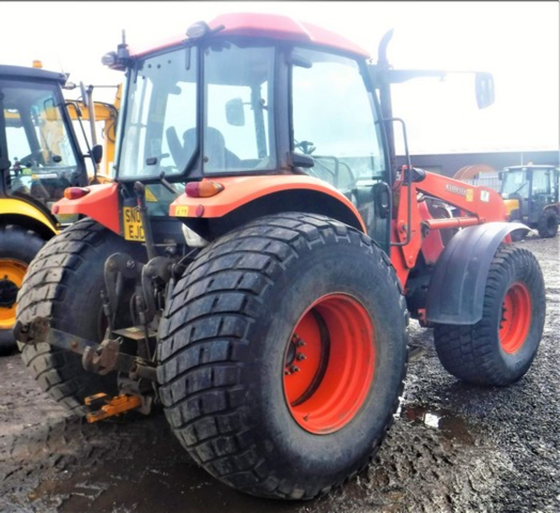 2009 KUBOTA M8540. Reg - SN09EJC. S/N - M854080134. 6838hrs (verified). C/W 2008 Kubota front loader - Bild 15 aus 19