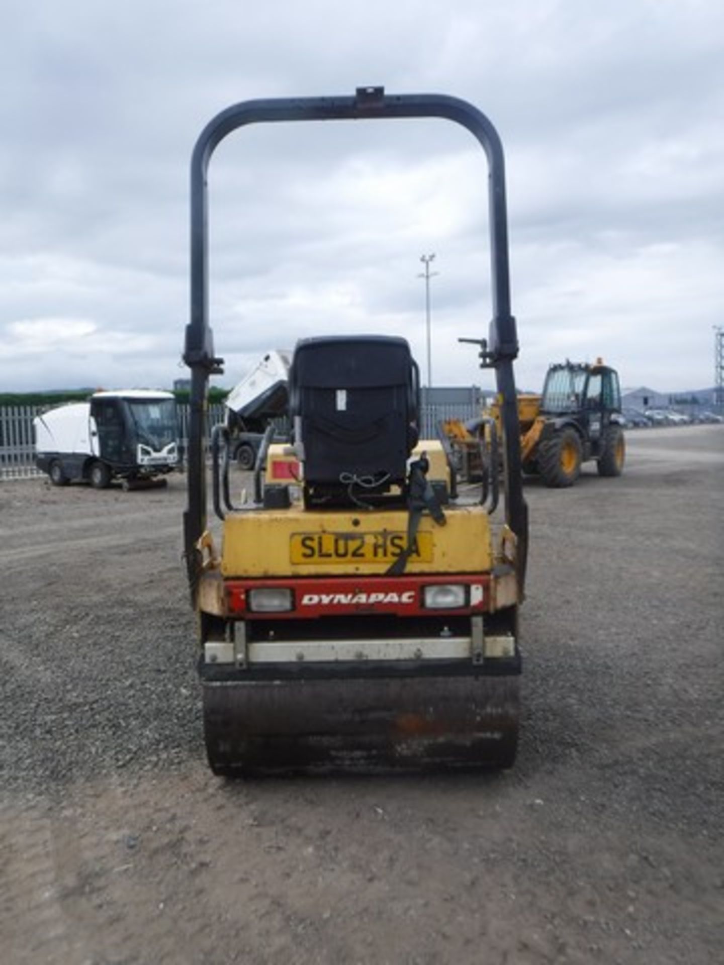 2002 DYNOPAC double drum roller. Service history. Reg No SL02 HSA. 2000hrs (not verified) - Bild 11 aus 14