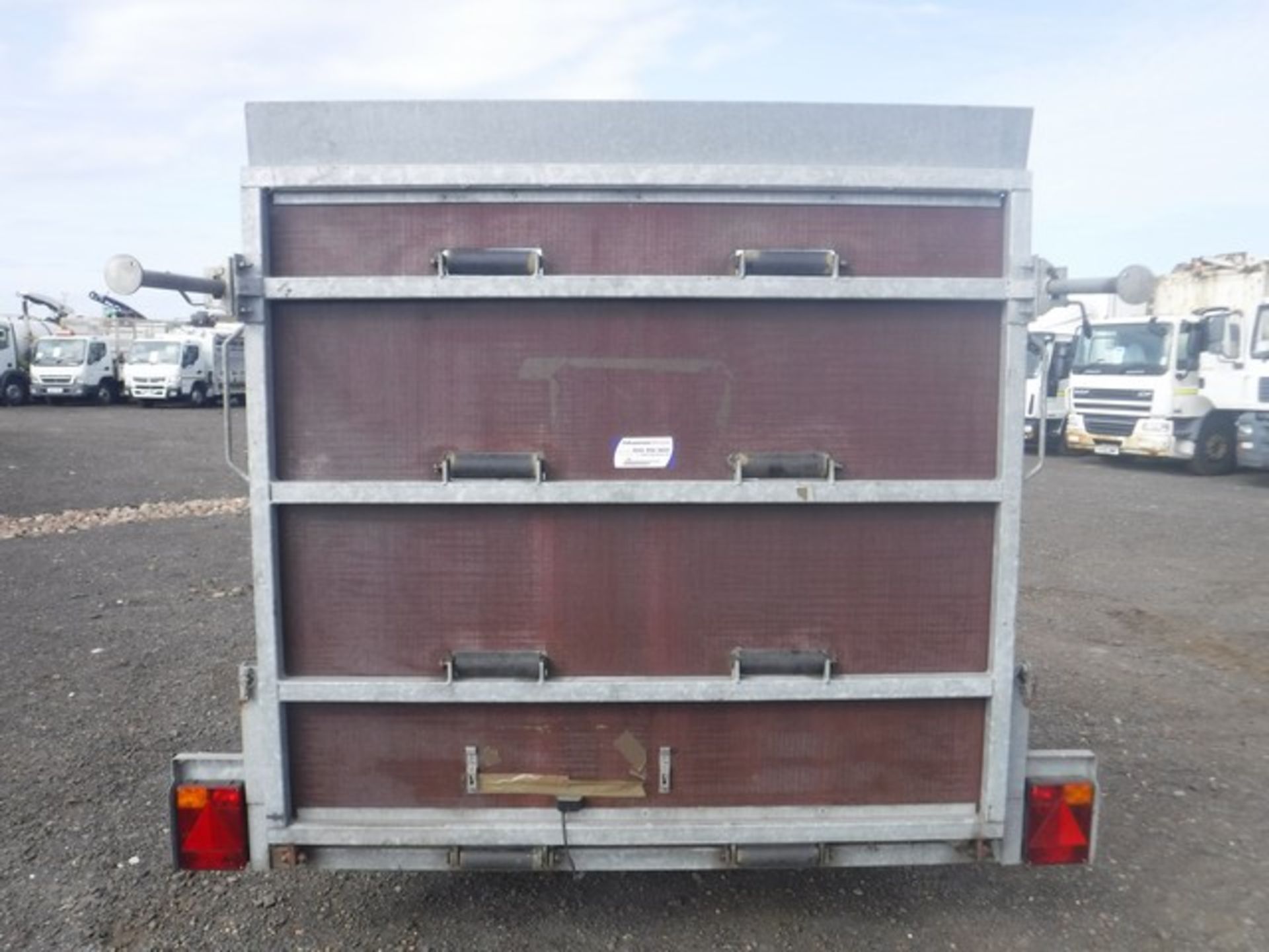 2003 INDESPENSION 18' X 6' twin axle trailer c/w 5' ramp. Max gross weight 2000kgs. VIN 076764. Asse - Image 7 of 10
