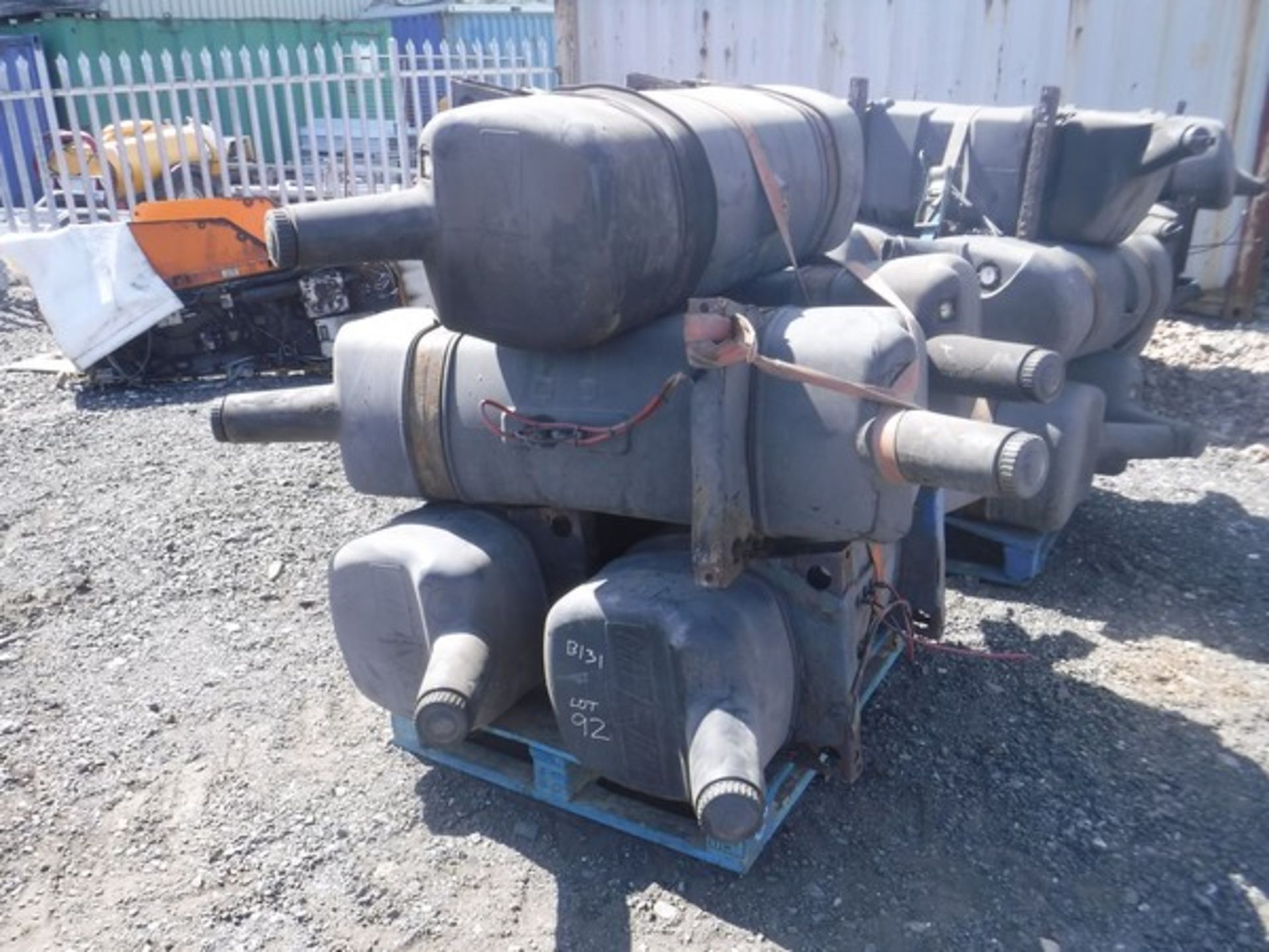 DIESEL tanks (plastic)