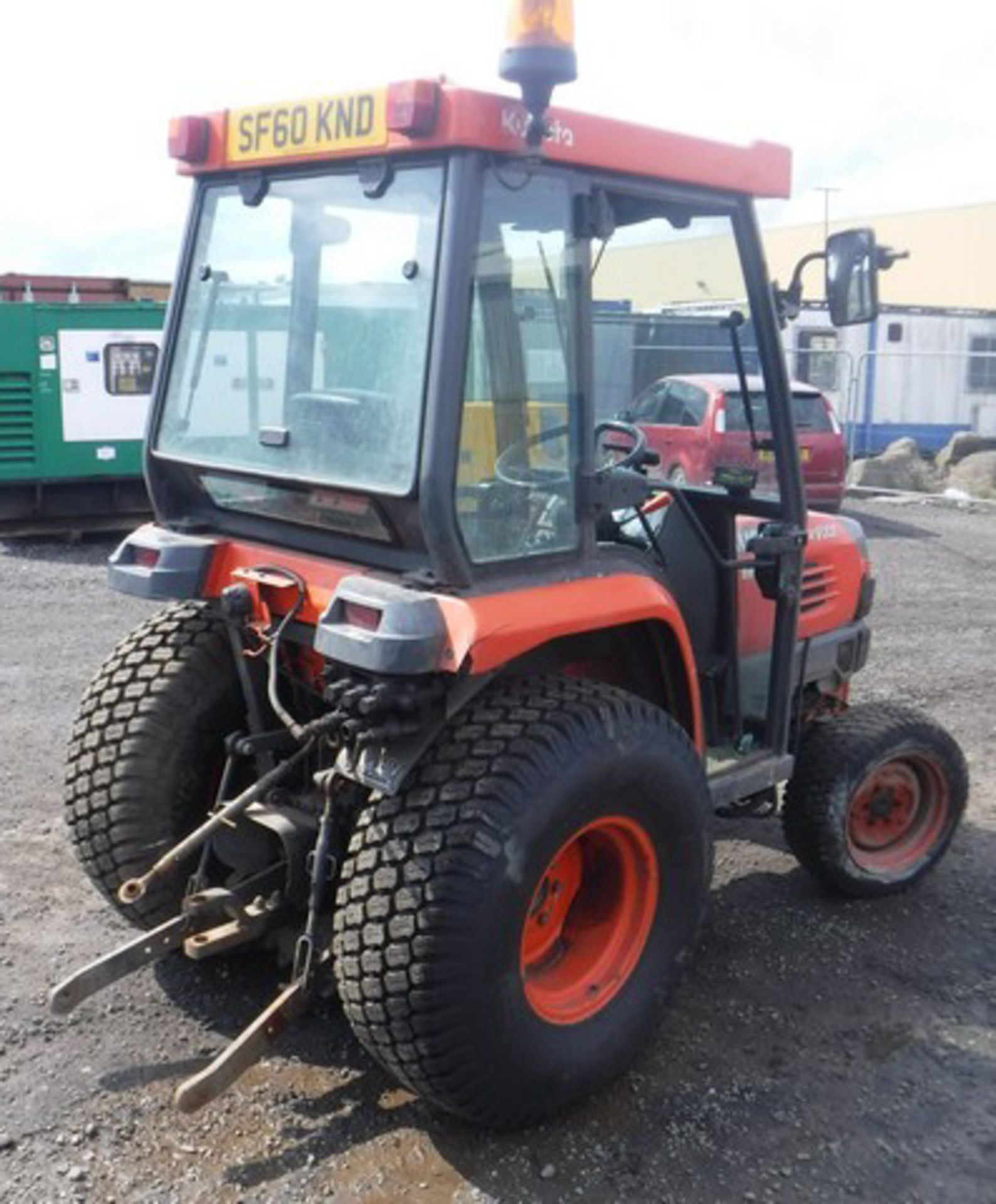 2010 KUBOTA STV32, Reg - SF60KND. ID -STC51156. 2967hrs (not verified) Non-Runner. Drive shaft needs - Image 11 of 15