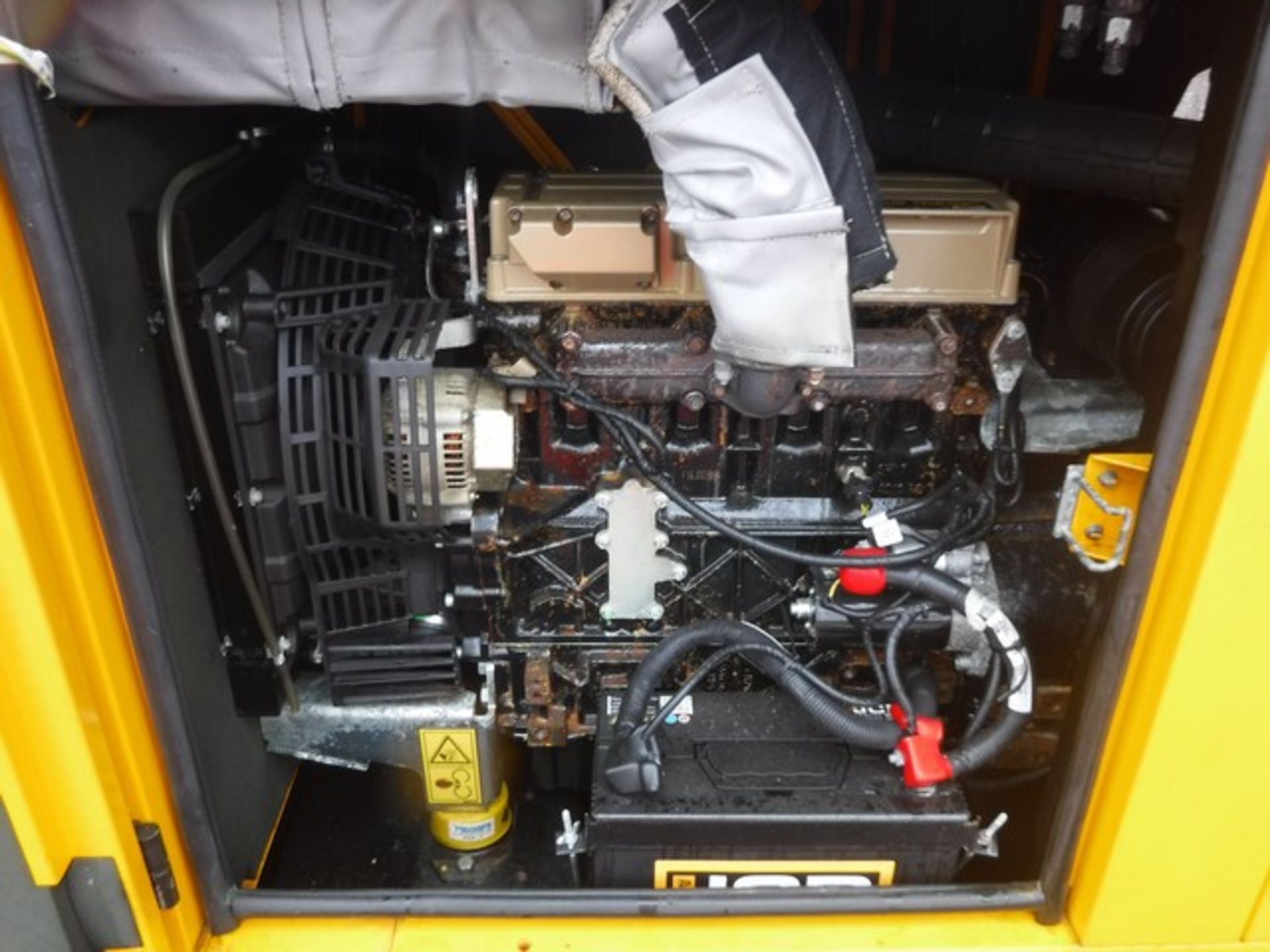 2017 JCB G27QS generator 24.5KVA rate power engine no 4701300610 1081hrs (not verified) - Image 7 of 11
