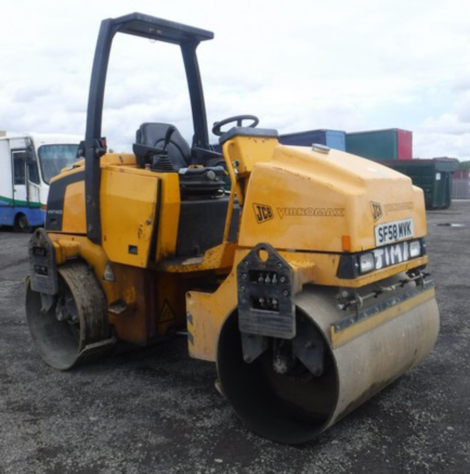 2009 JCB VMT 400 Vibromax roller. Reg - SF58MVK. S/N JCB2802306. 1530hrs (not verified) - Image 8 of 14