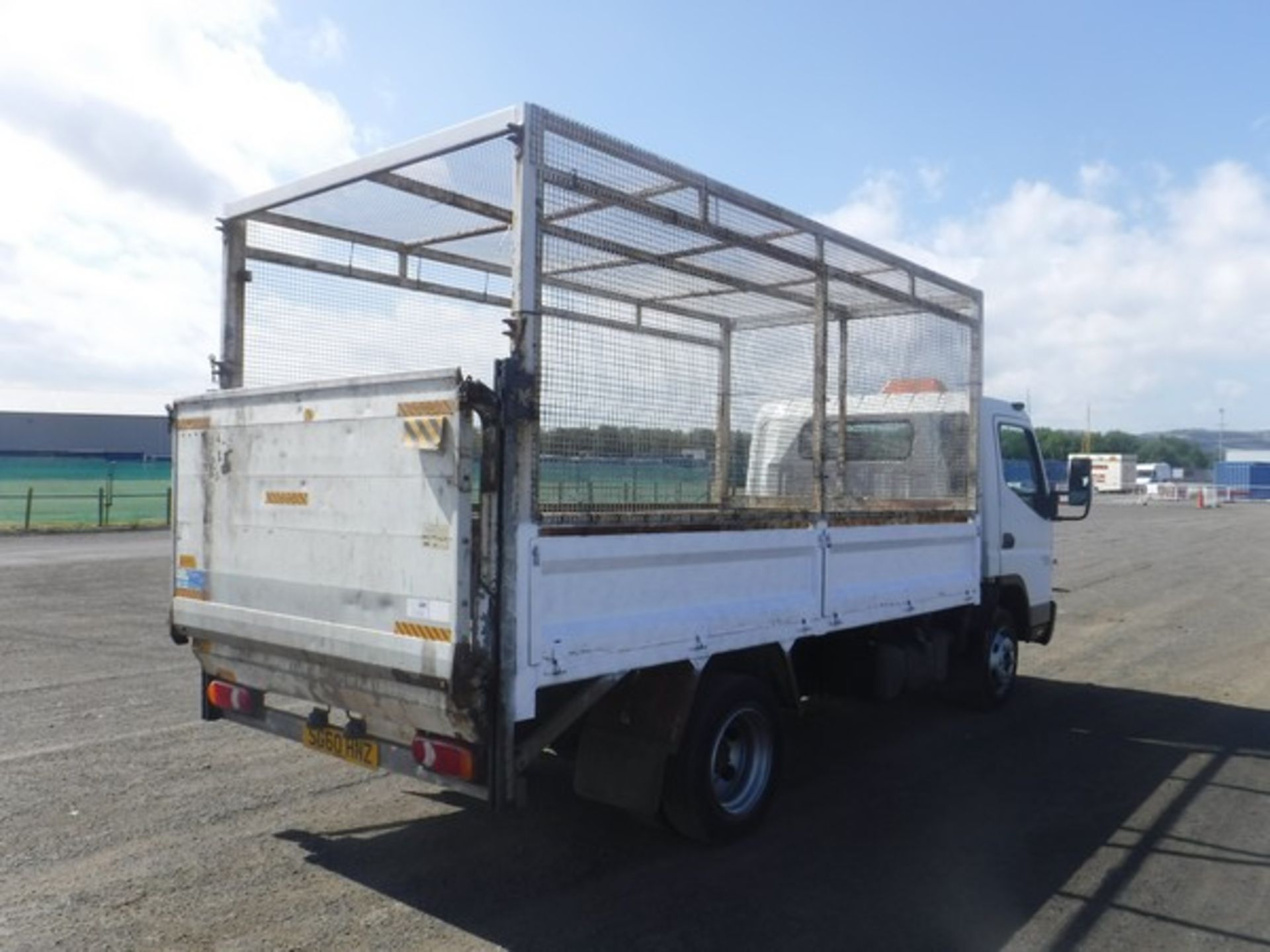 MITSUBISHI FUSO CANTER - 4950cc - Image 13 of 17