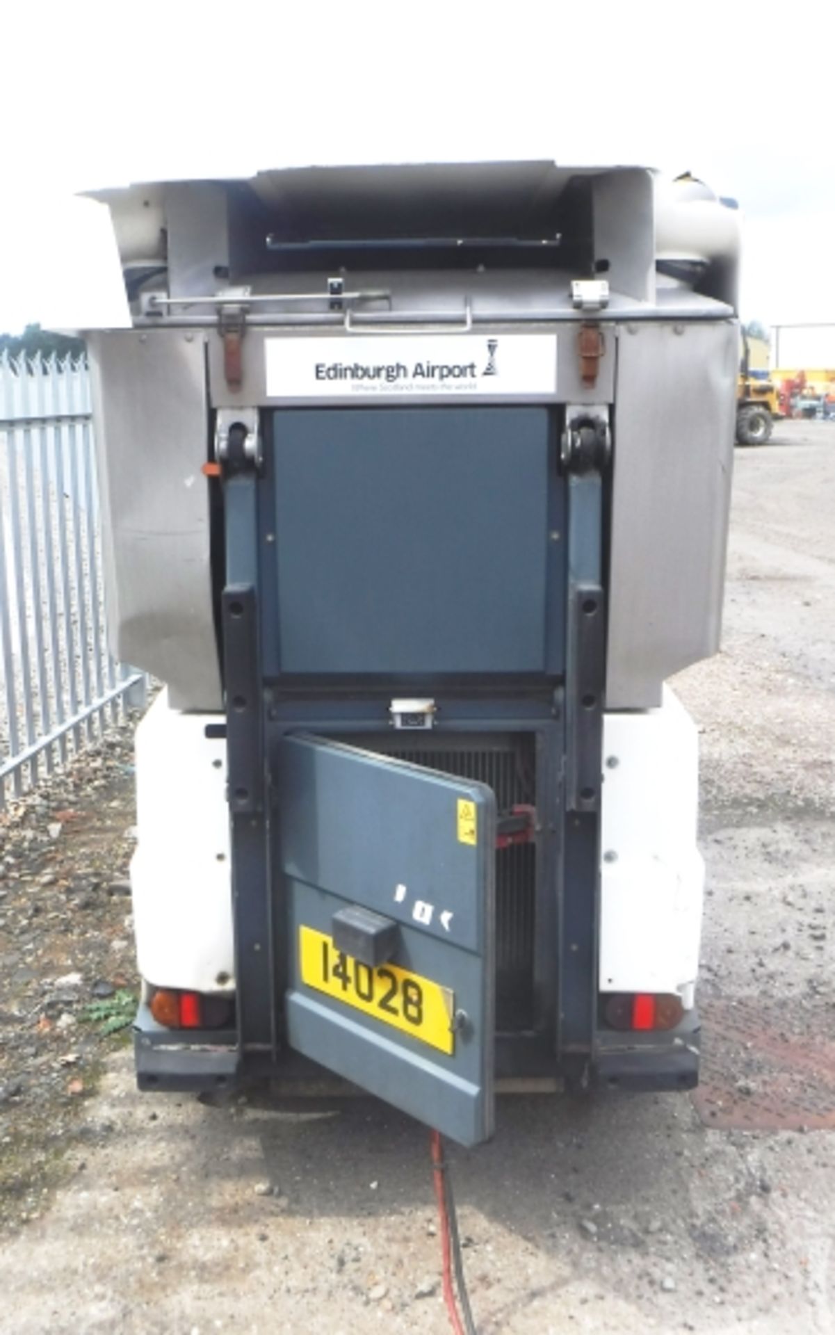 HAKO Citymaster 1200 road sweeper. CE Marked. - Image 4 of 10