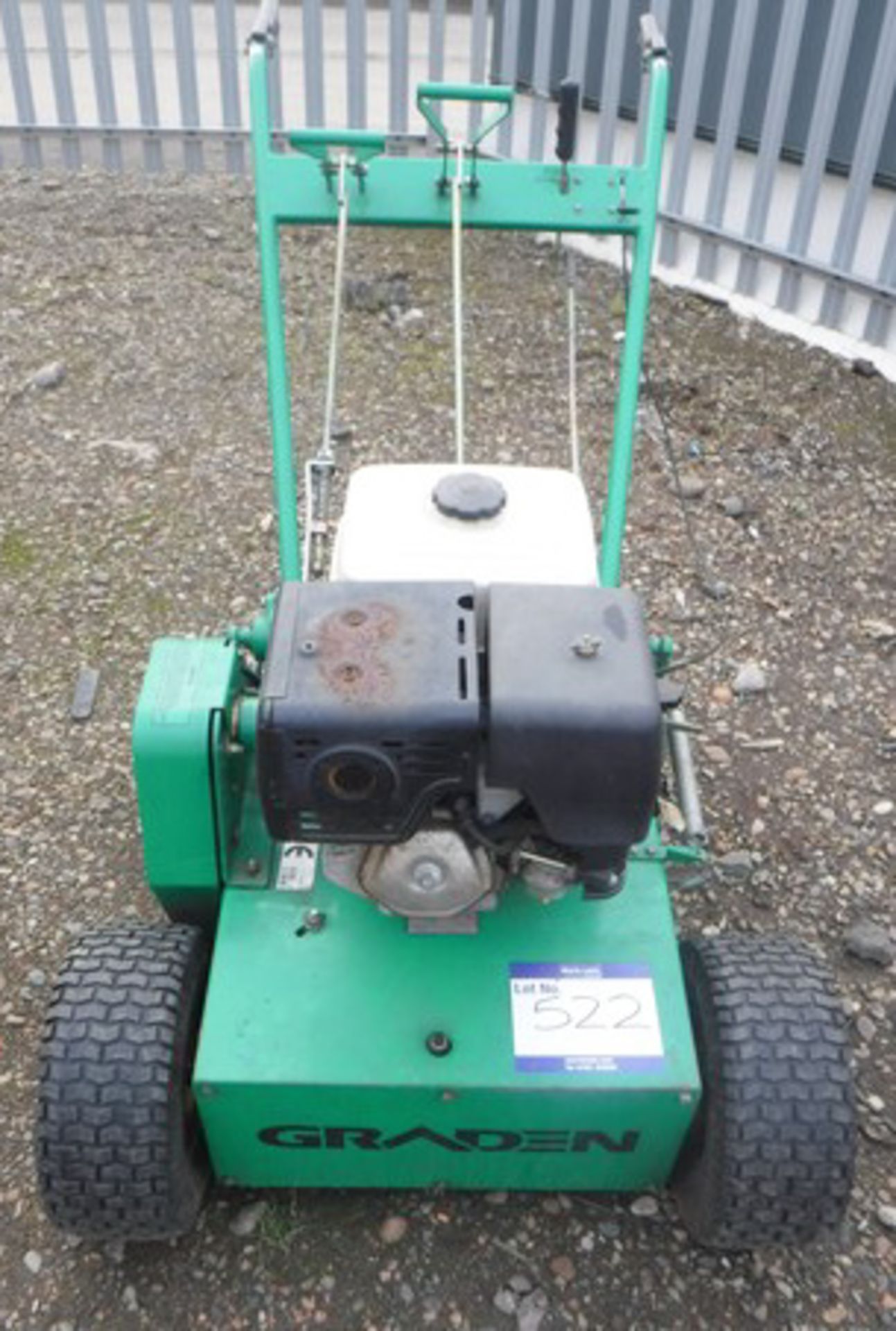 2007 GRADEN scarifier / aerator, renovator. 13HP. Honda hydrostatic transmission