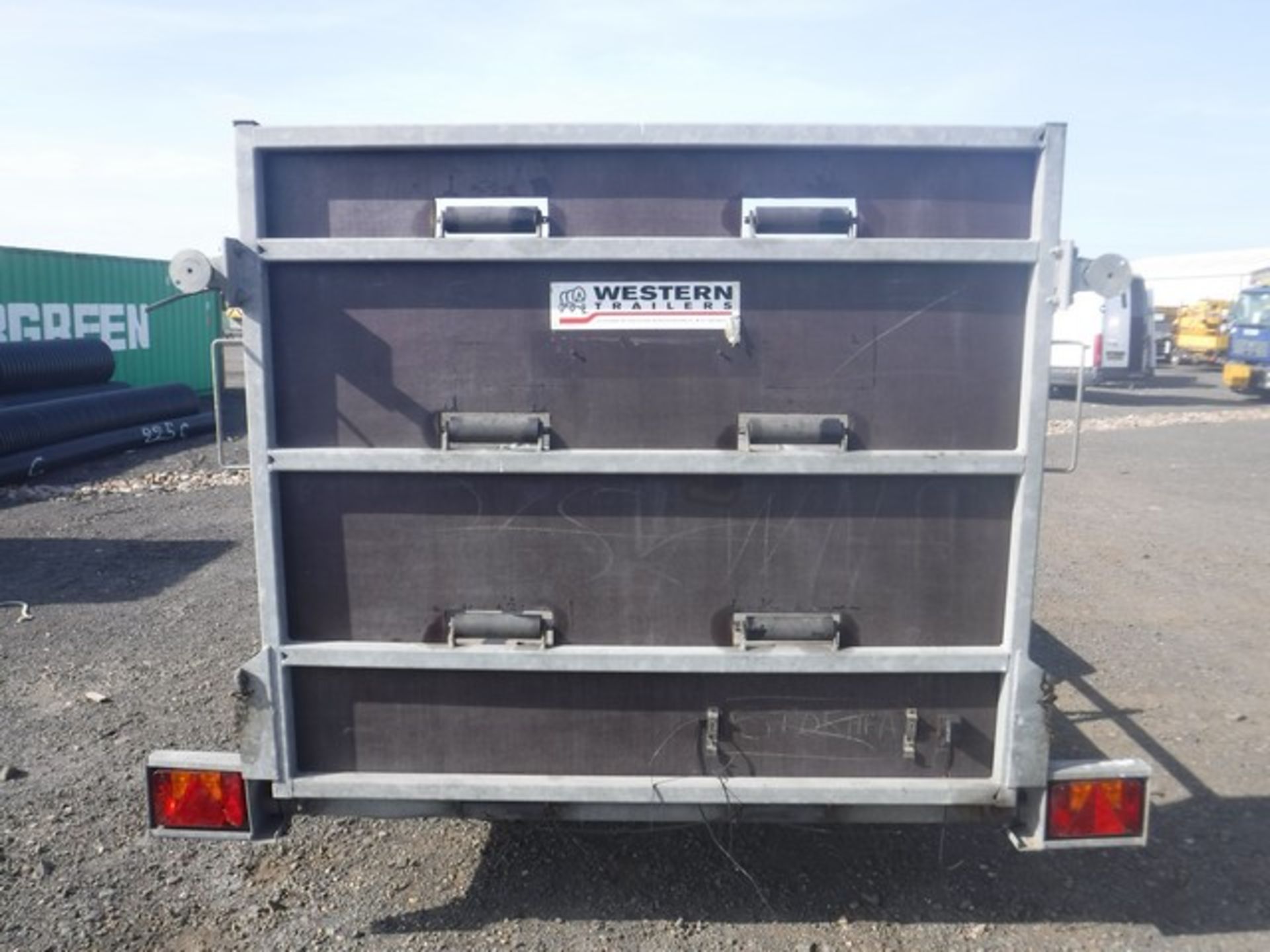 1999 WESTERN TRAILERS 18' x 6' twin axle trailer c/w 5' ramp. Max gross weight 2000kgs. VIN - SEWTTR - Image 9 of 12