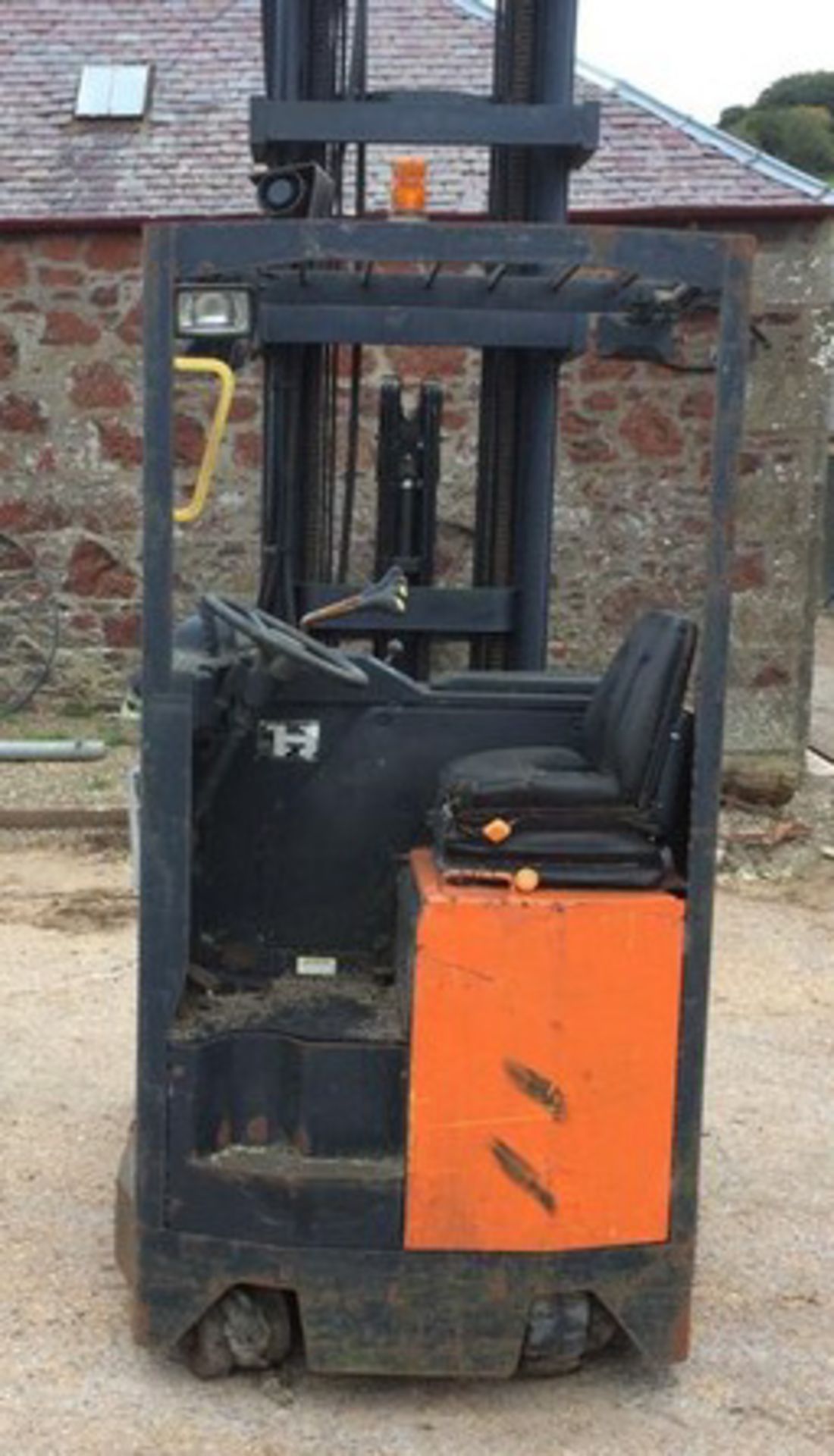 2002 DAEWOO DOOSAN BR16 JW electric forklift, battery voltage - 48 c/w full set of batteries. **To b - Bild 2 aus 7