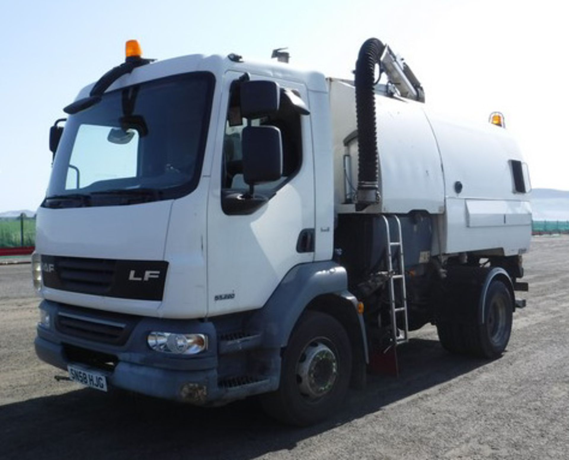 DAF TRUCKS FA LF55.220 - 6692cc