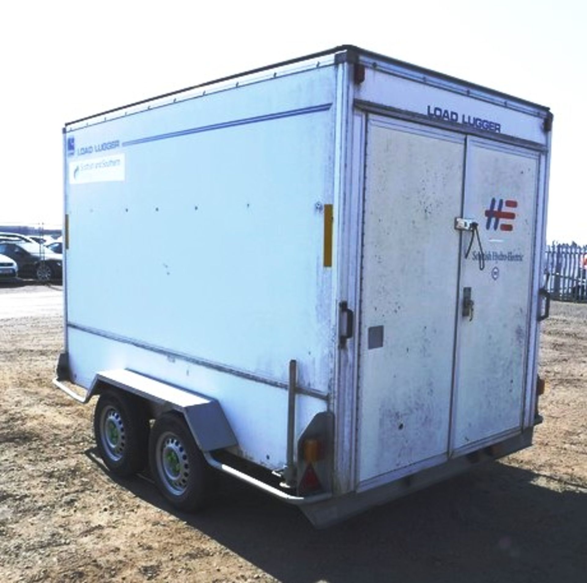 LYNTON load lugger twin axle box trailer. 10ft x 6ft x 6.7" high. S/N 3E7682. Works weight 650kgs. G - Image 10 of 12