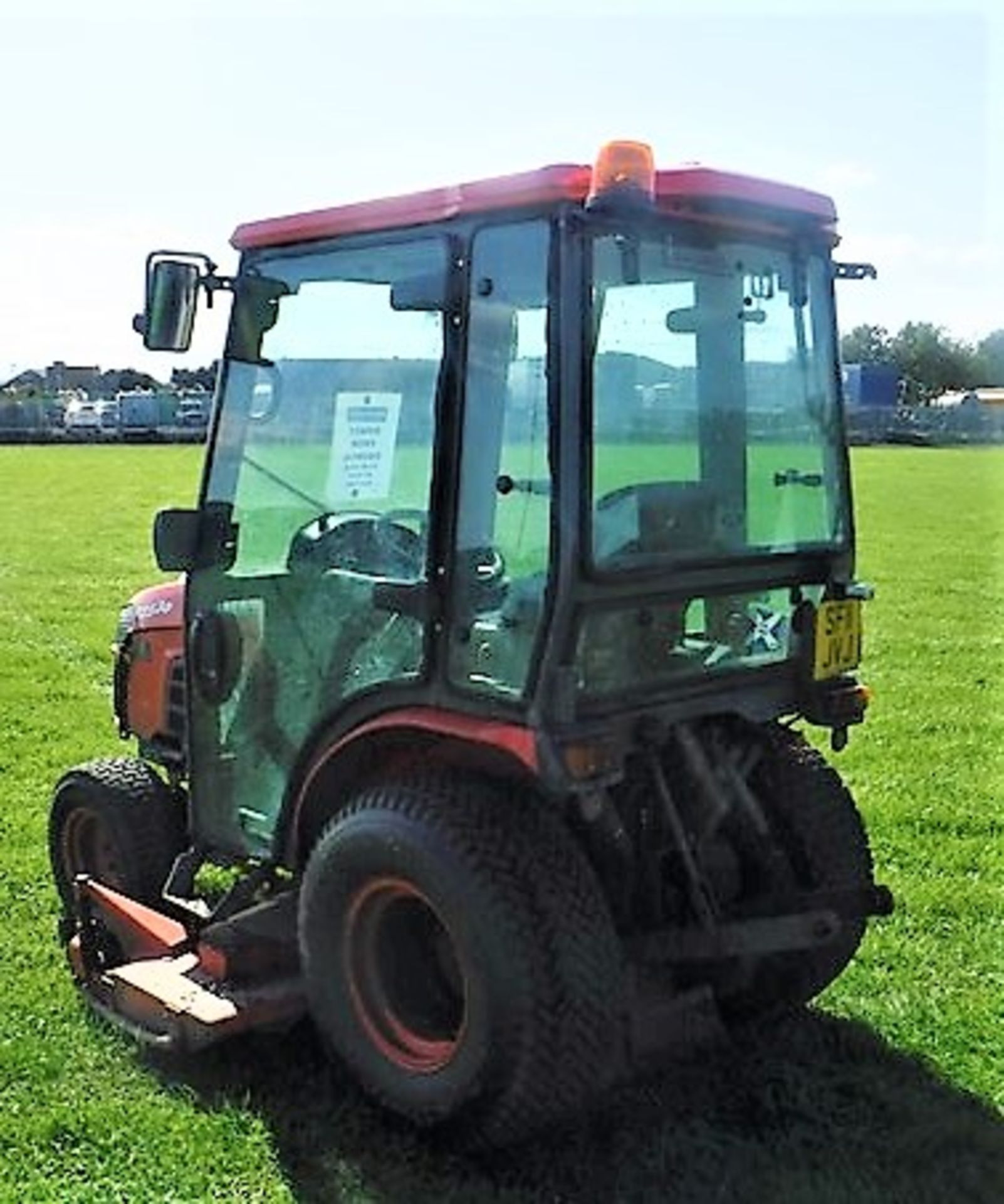 KUBOTA B2530 c/w cutting deck. Type B5 Variant BS2430H-C EC NO E13*/2003/37*0015. ID NO B2523HD8206 - Image 14 of 16