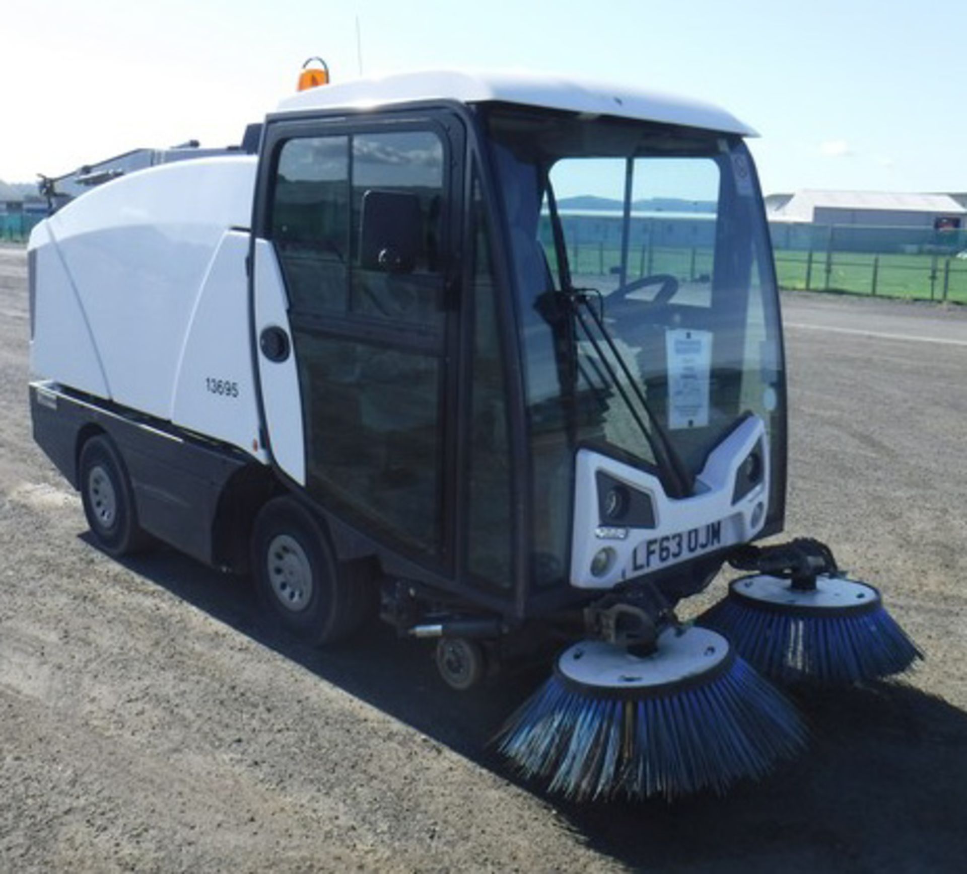 JOHNSTON SWEEPERS 2970cc - Image 3 of 16