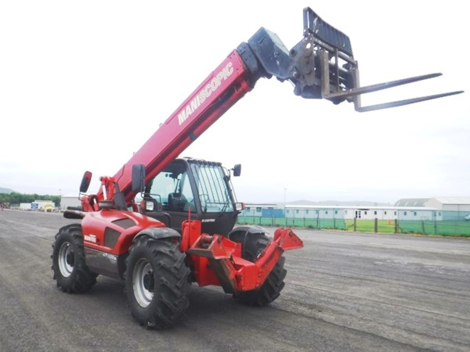 2006 MANITOU 14/35 TELEHANDLER c/w bucket & forks s/n 1230044 Reg no SP06 AXX 2646hrs (not verified) - Image 14 of 16