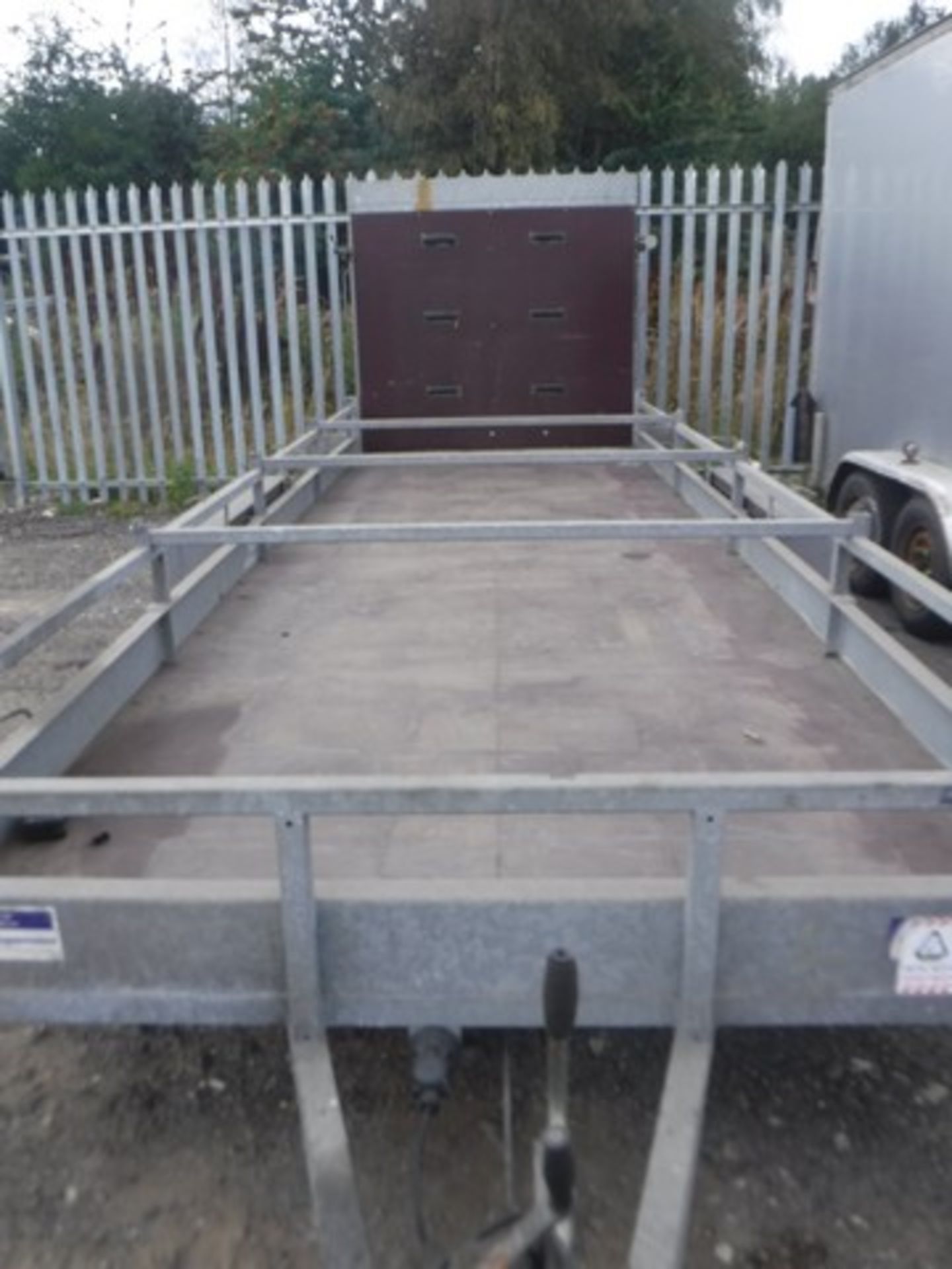 INDESPENSION 18' x 6' twin axle trailer c/w 5ft ramp. S/N 076762. Asset - 44015 - Image 12 of 12