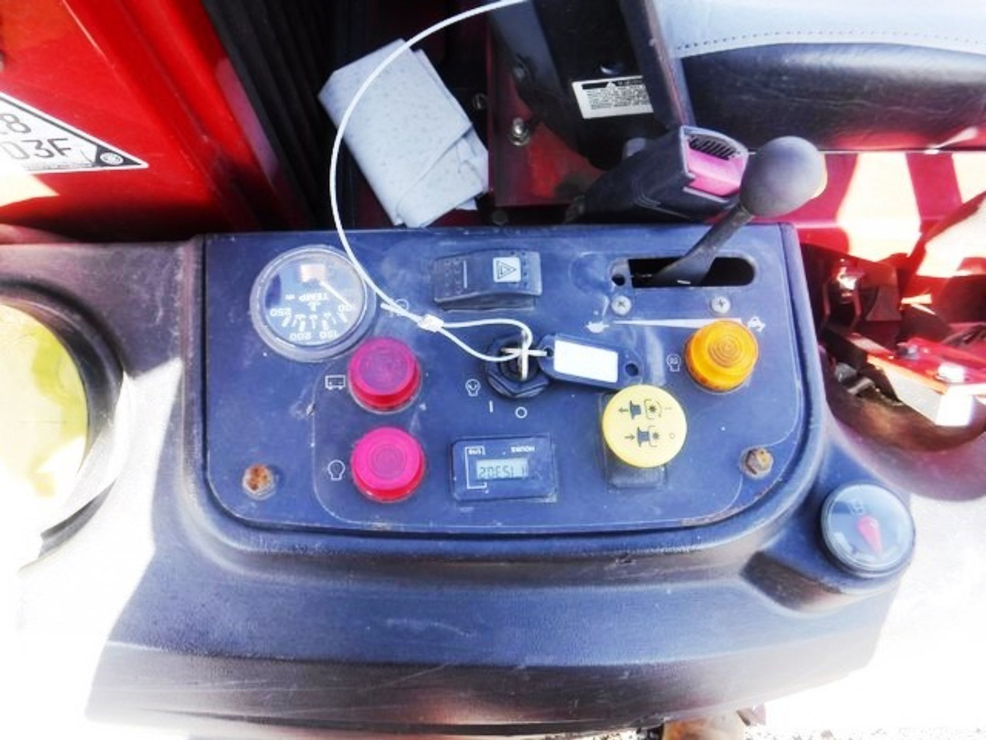 FERRIS ride on mower 1530hrs (not verified). Asset No GS1104301 - Image 11 of 11