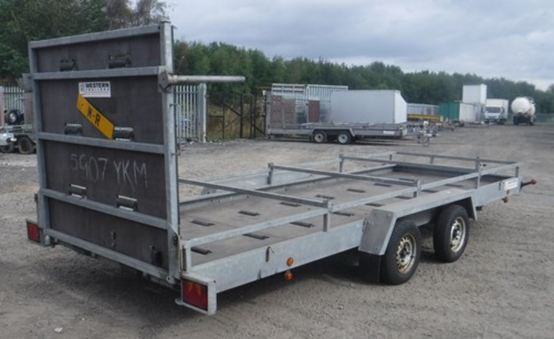 1999 WESTERN TRAILERS 18' x 6' twin axle trailer. c/w 5ft ramp. VIN - SEWTTRT203BG7637/3. Asset - 70 - Image 8 of 12