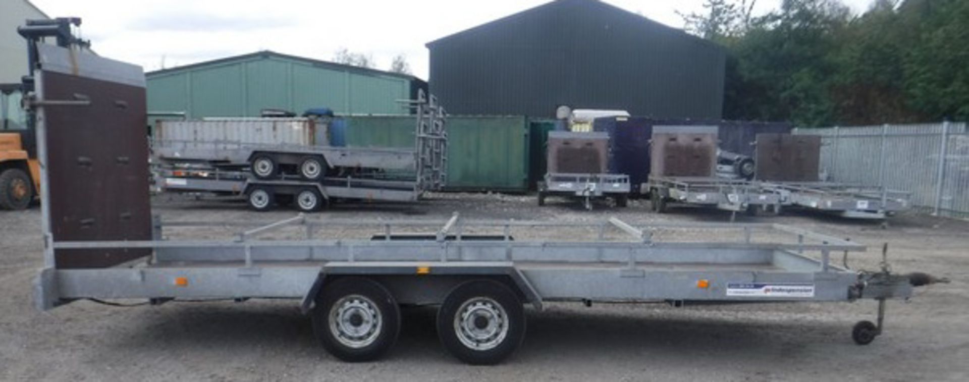 INDESPENSION 18' x 6' twin axle trailer c/w 5ft ramp. S/N 076762. Asset - 44015 - Image 7 of 12