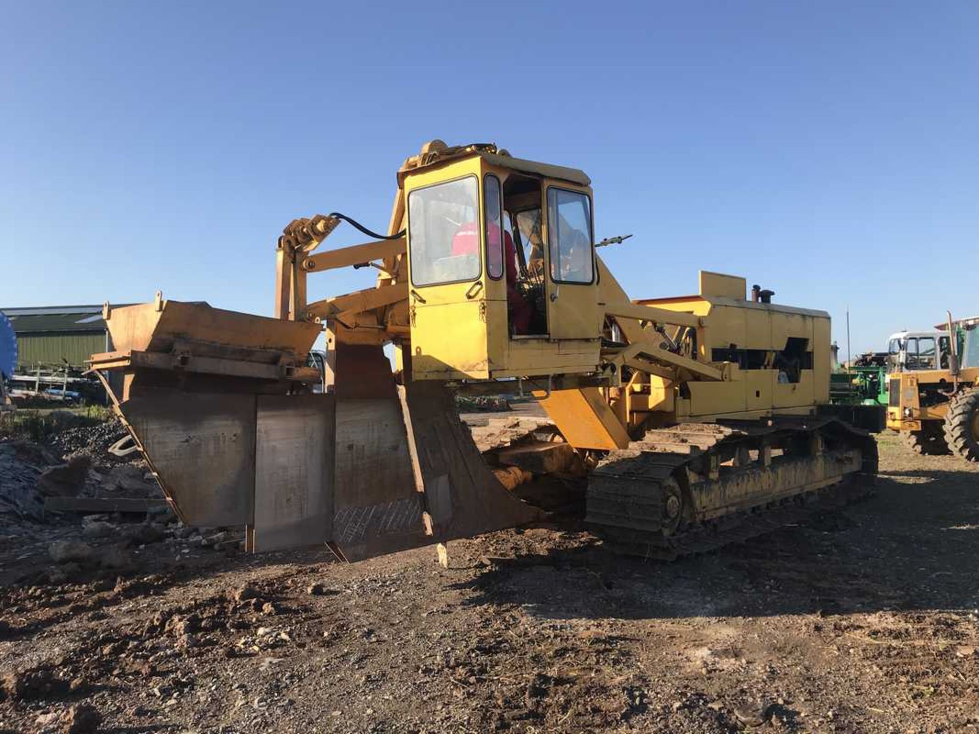 1984 INTER-DRAIN LTD Trenchless. Model 2032GP. S/N D84051. Tracked trencher. Trimble laser control s