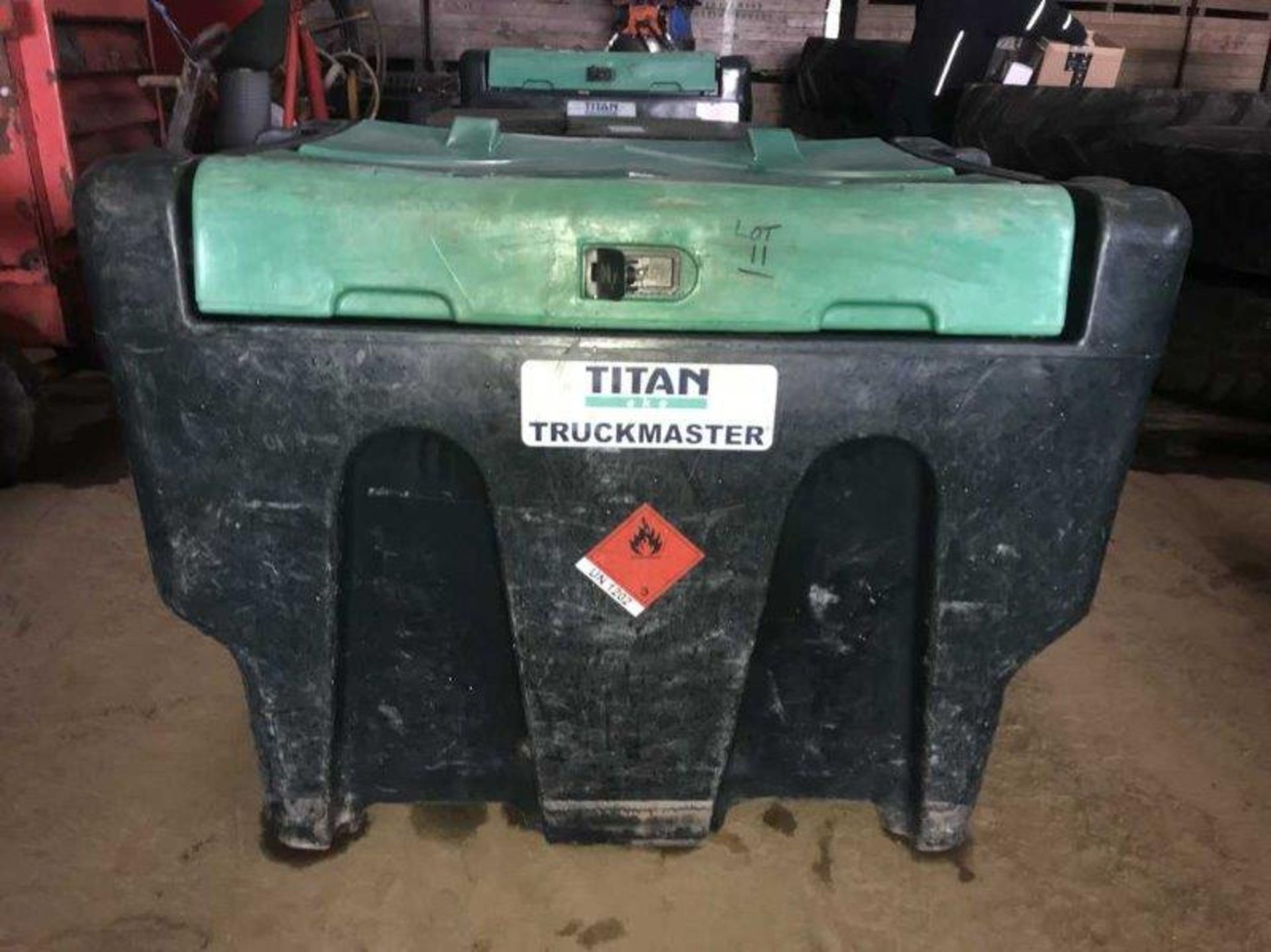 TITAN ECO TRUCKMASTER BUNDED FUEL TANK C/W 12V PUMP HOSE AND NOZZLE