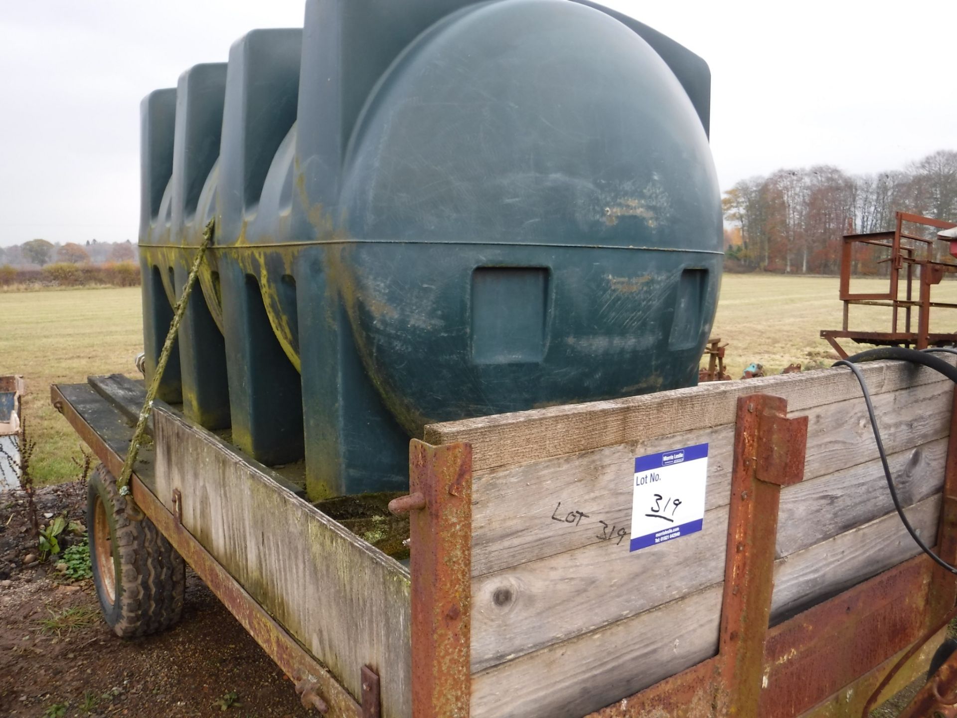 HI-TIP BOGIE AND PLASTIC WATER TANK - Image 2 of 2