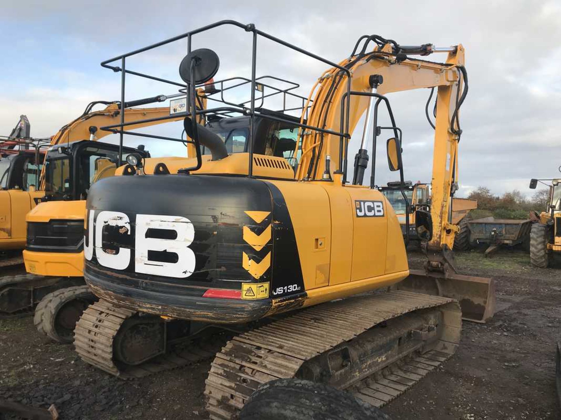 2014 JCB JS130LC c/w 700mm pads, hpw, q/hitch, vandal guards, air con, climate conrol VIN - JCBJS13E - Image 15 of 24