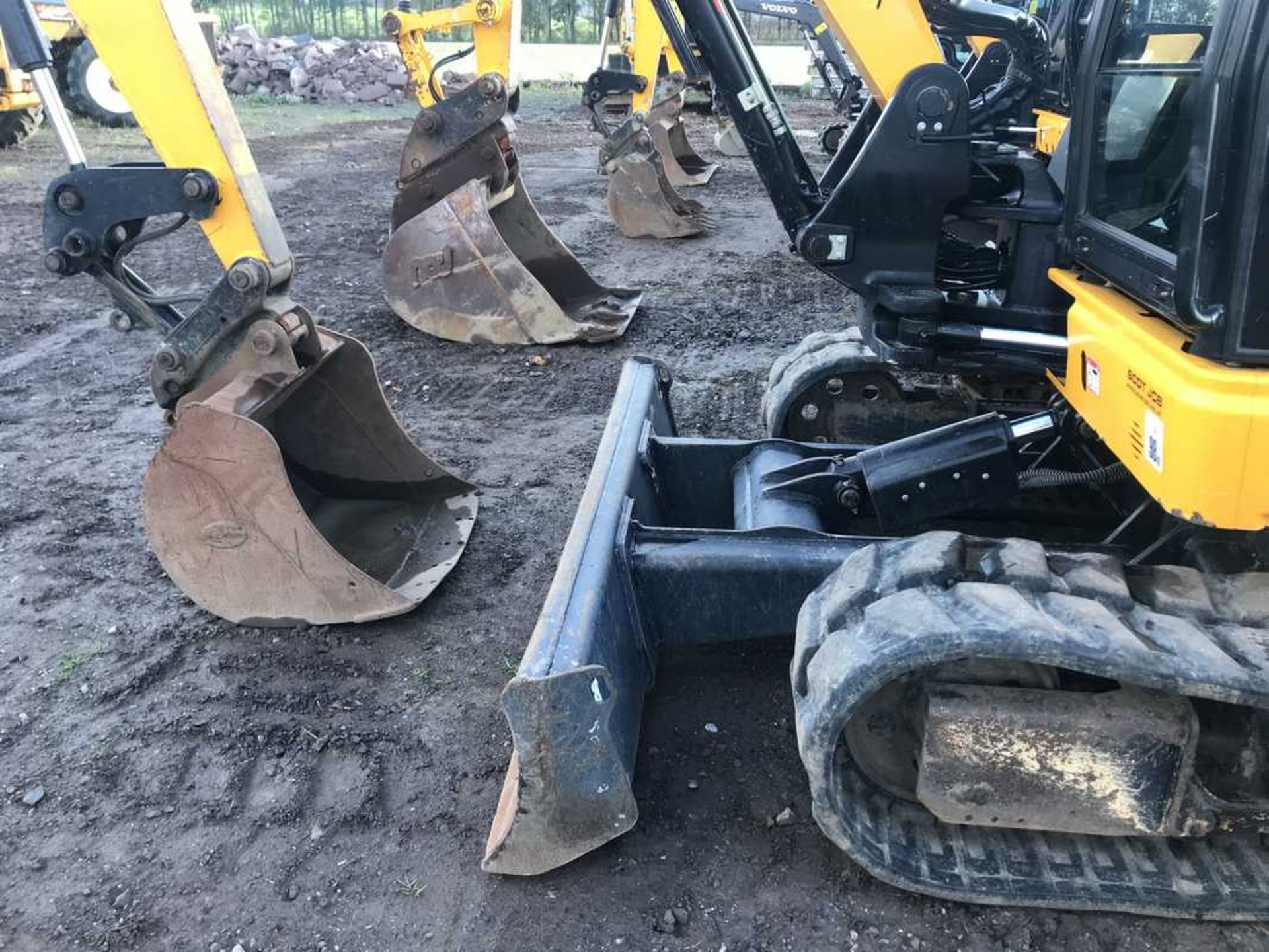 2015 JCB 85Z-1 midi excavator c/w rubber tracks, q/hitch, air con, bladeVIN- JCB085Z1C02249171 4754 - Bild 5 aus 24