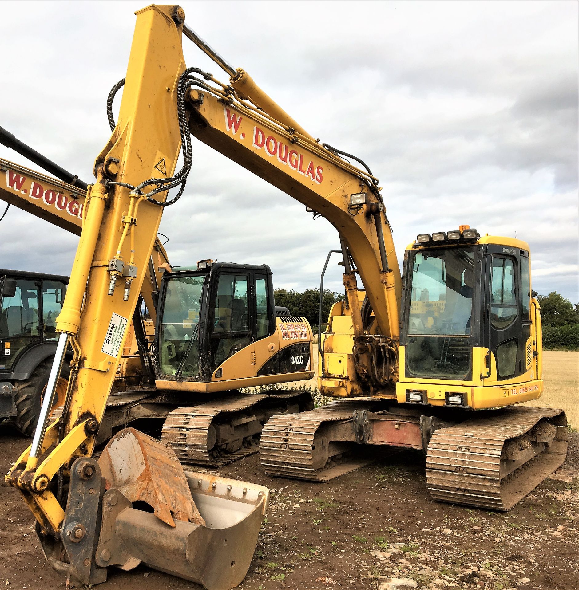 2015 KOMATSU PC138US tracked excavator. S/N 404341. 3 buckets. 4500 hrs (not verified) - Image 2 of 6