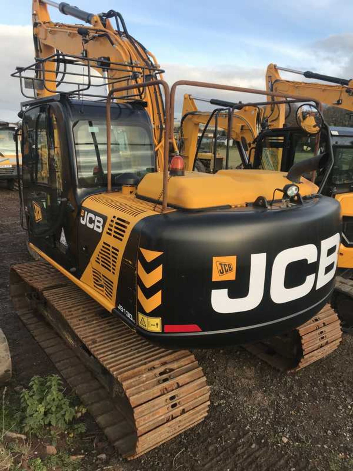 2014 JCB JS130LC c/w 700mm pads, hpw, q/hitch, vandal guards, air con, climate controlVIN - JCBJS13E - Bild 19 aus 30