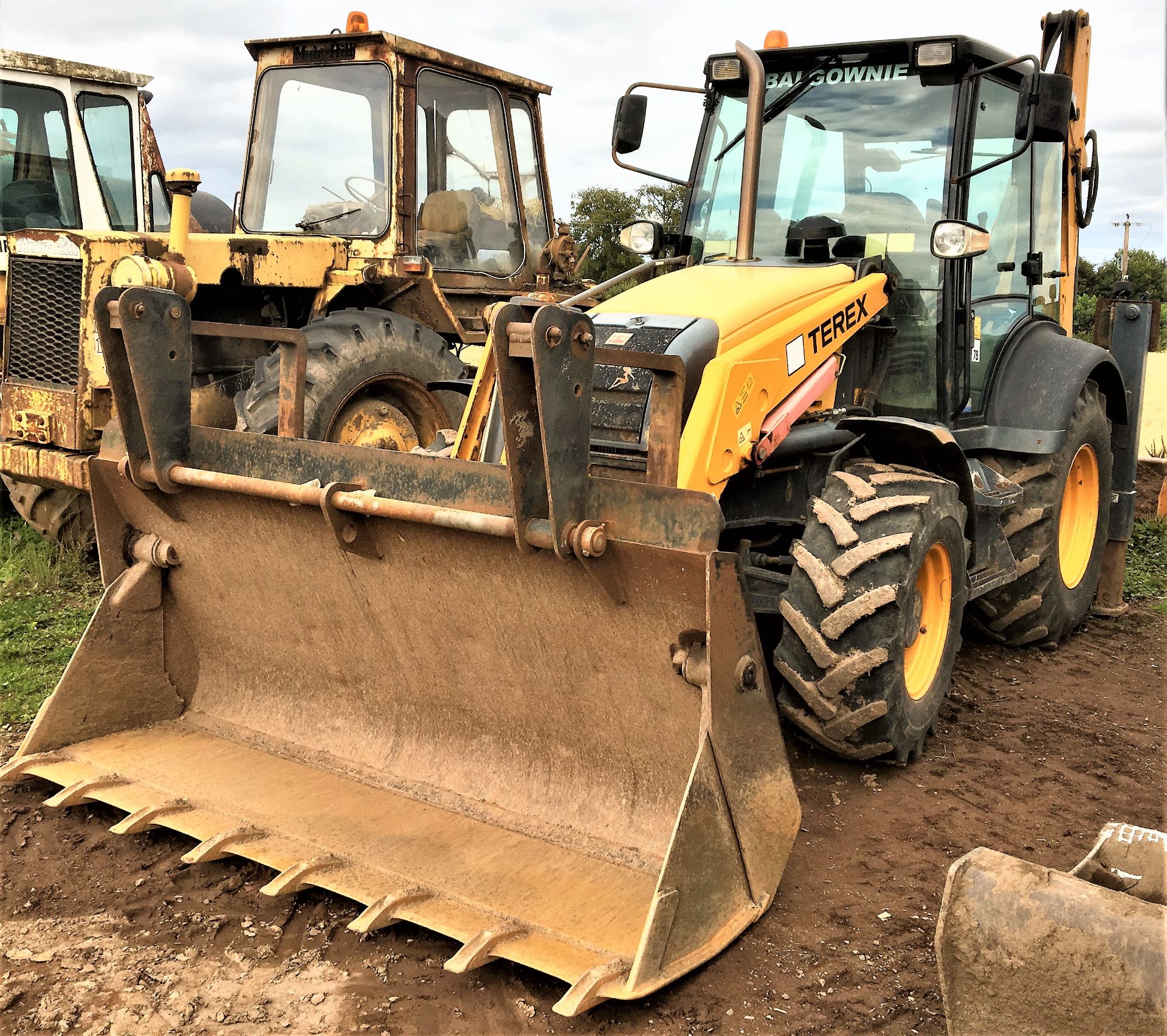 2010 TEREX backhoe loader c/w 12",18",24",36" buckets & 70" ditching. Reg - SV10CVU. 3220hrs (not v - Bild 3 aus 25