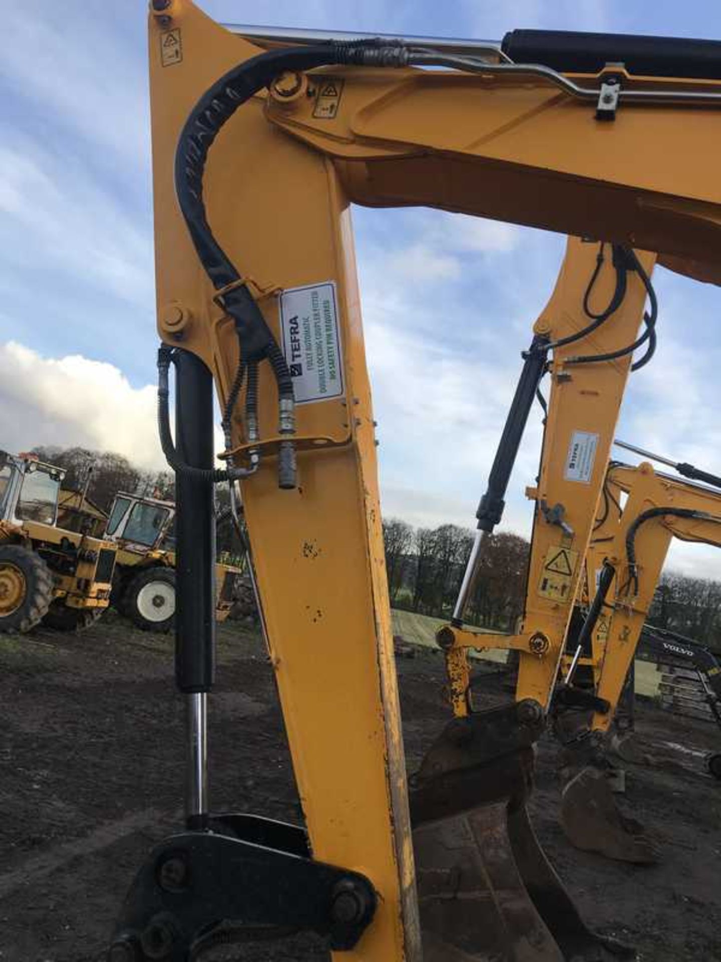 2015 JCB 85Z-1 midi excavator c/w rubber tracks, q/hitch, air con, bladeVIN- JCB085Z1C02249171 4754 - Image 10 of 24