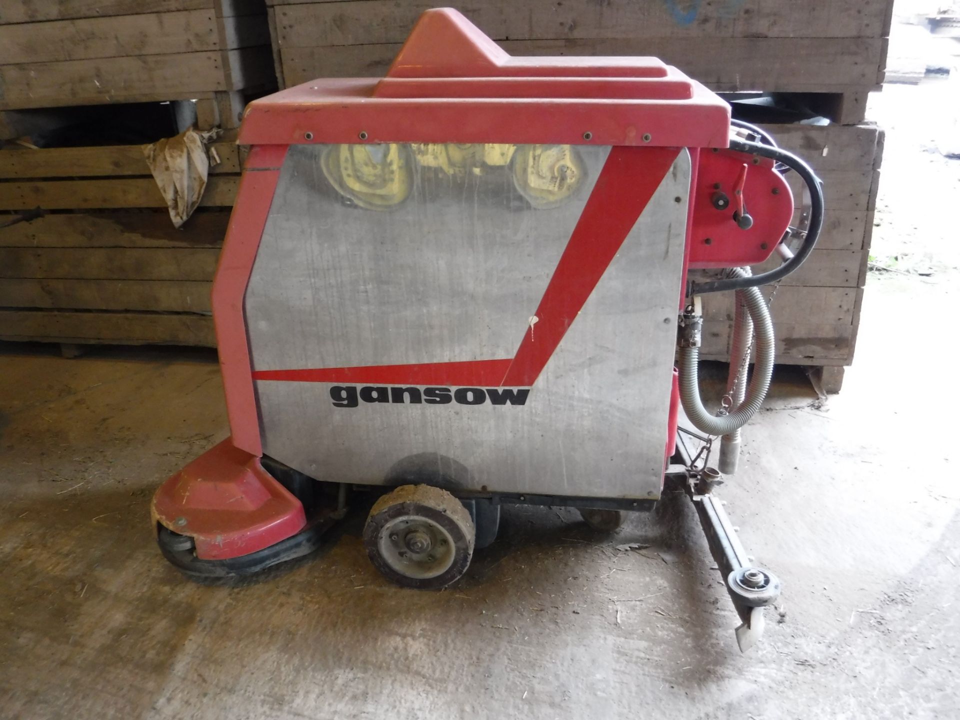 GANSON FLOOR SWEEPER S/N650035110