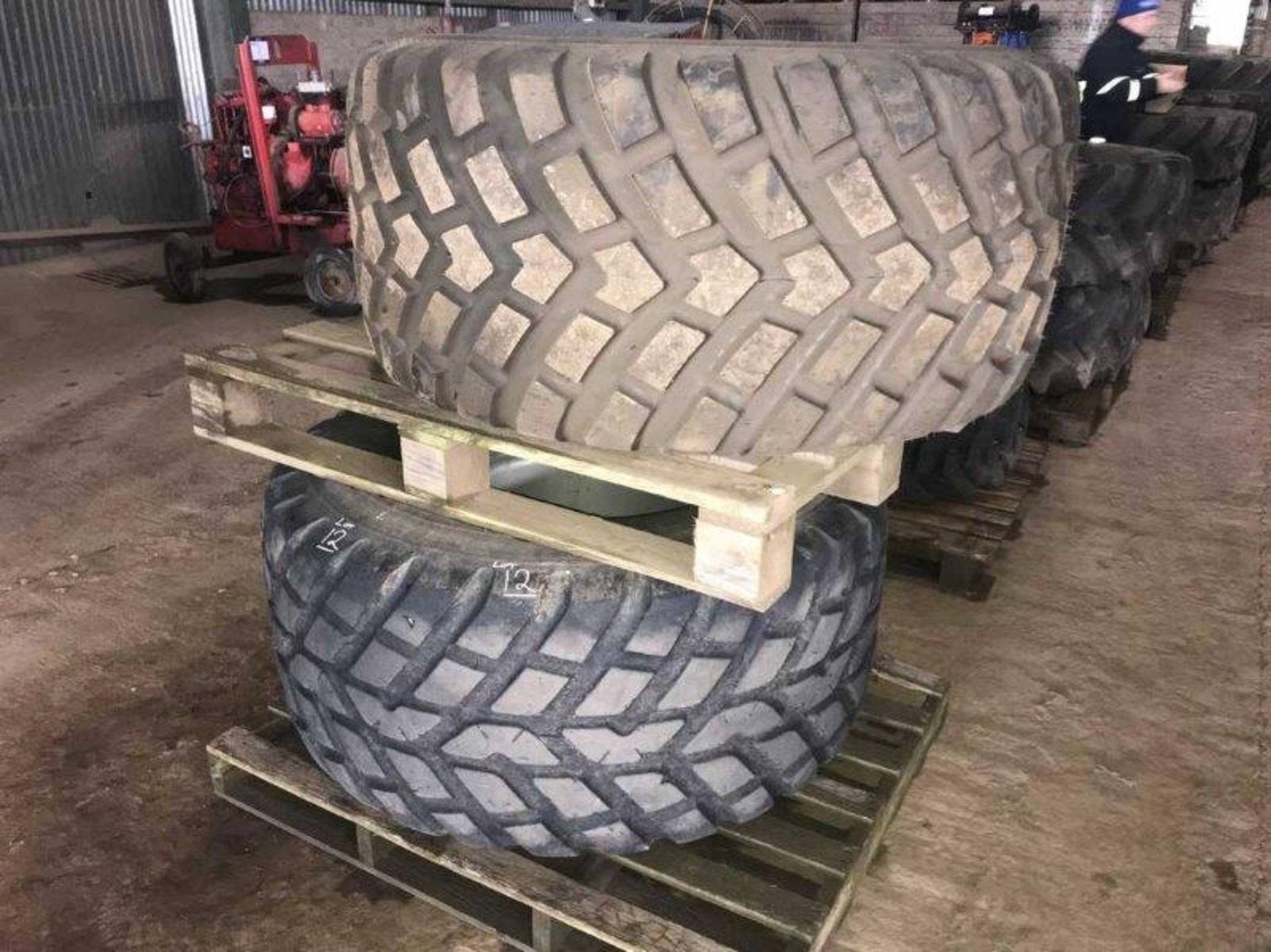 1 X BRAND NEW 560/60R 22.5 FLOTATION TYRE AND RIM 1 X USED 560/60R 22.5 FLOTATION TYRE AND RIM